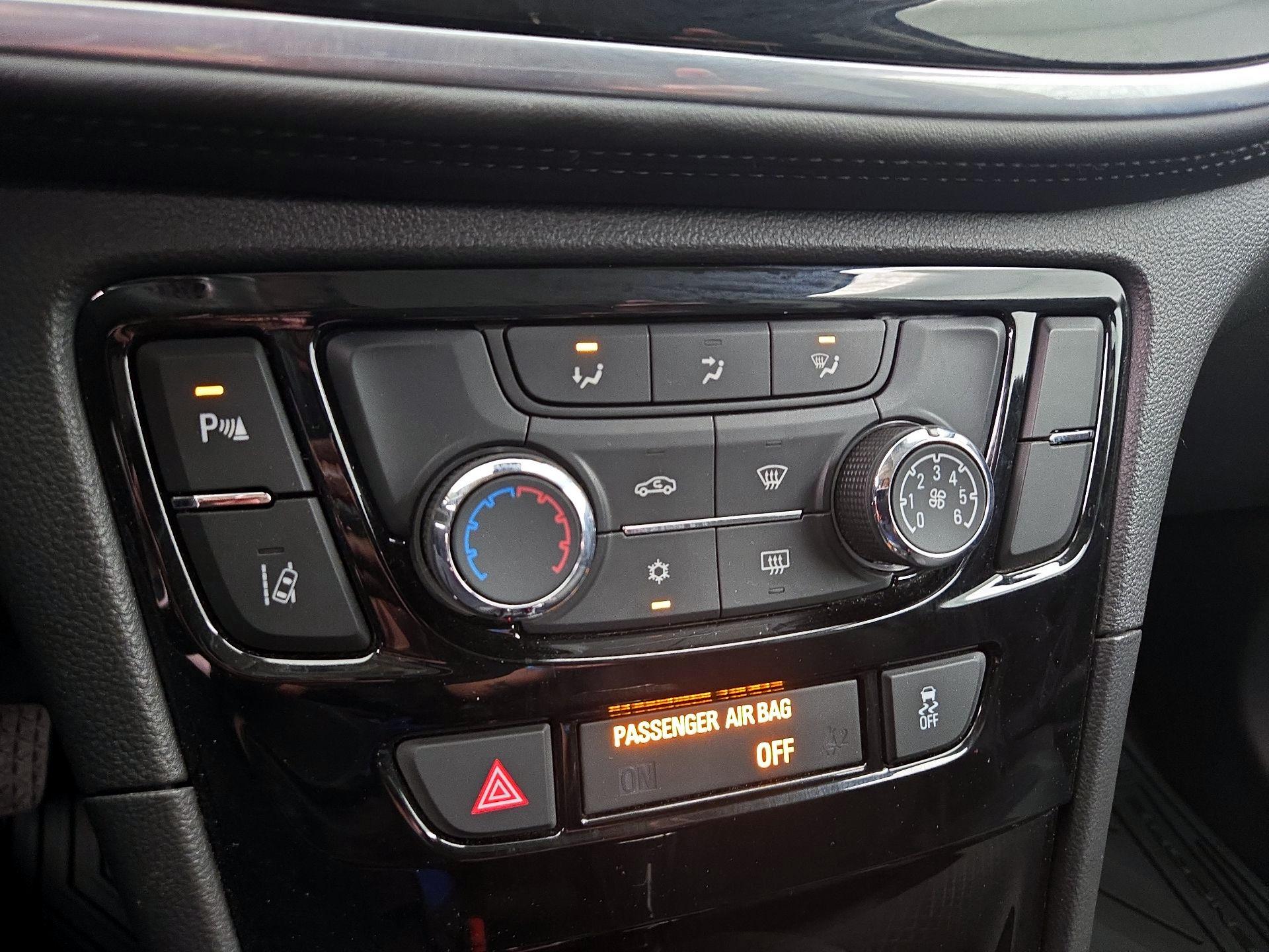 Thumbnail: 2022 Buick Encore - 16