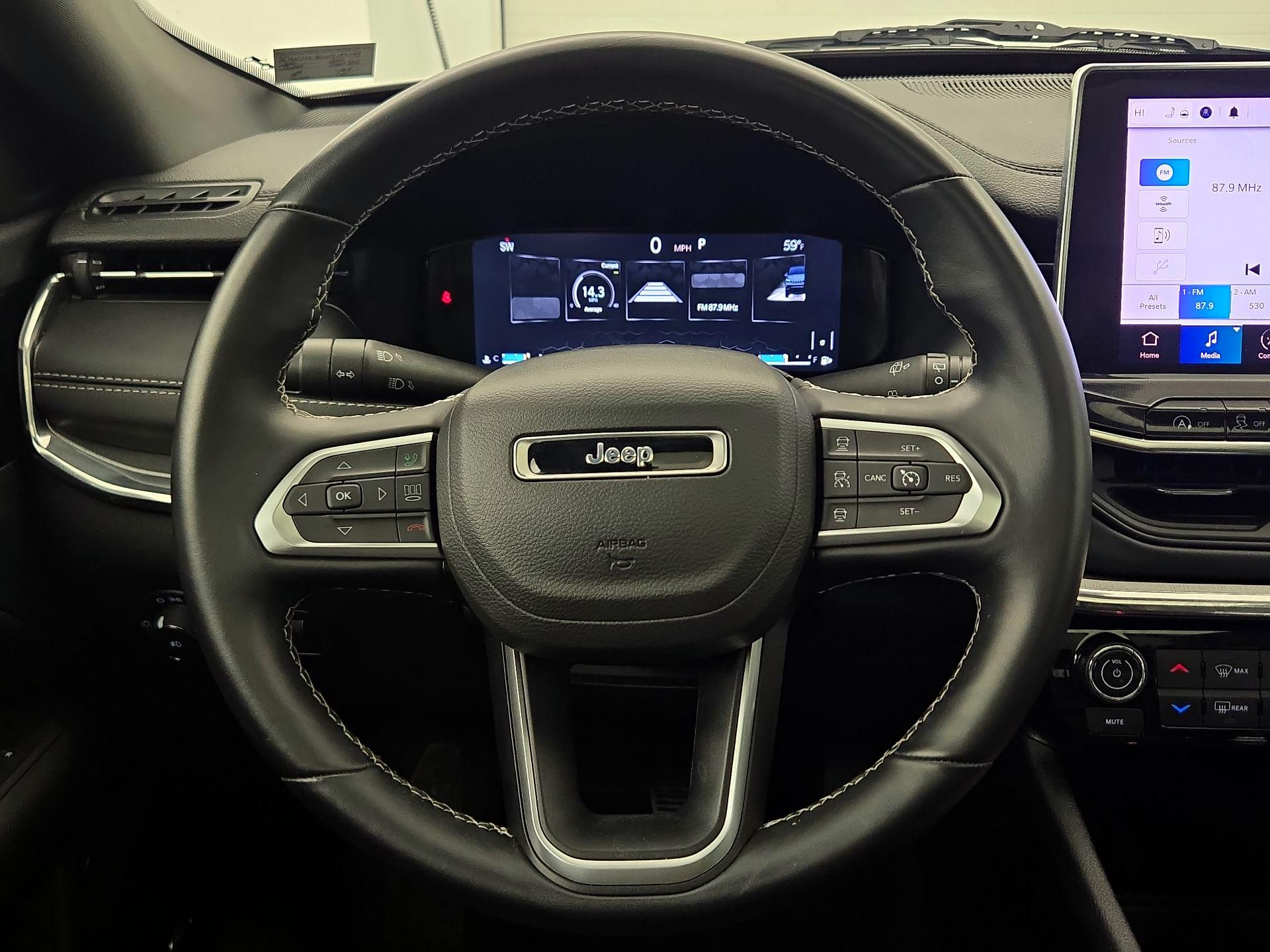 Thumbnail: 2022 Jeep Compass - 10