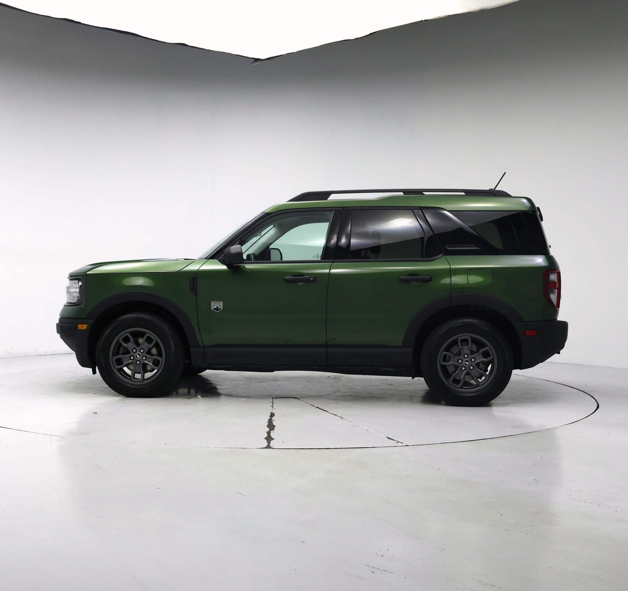 Thumbnail: 2023 Ford Bronco Sport - 3