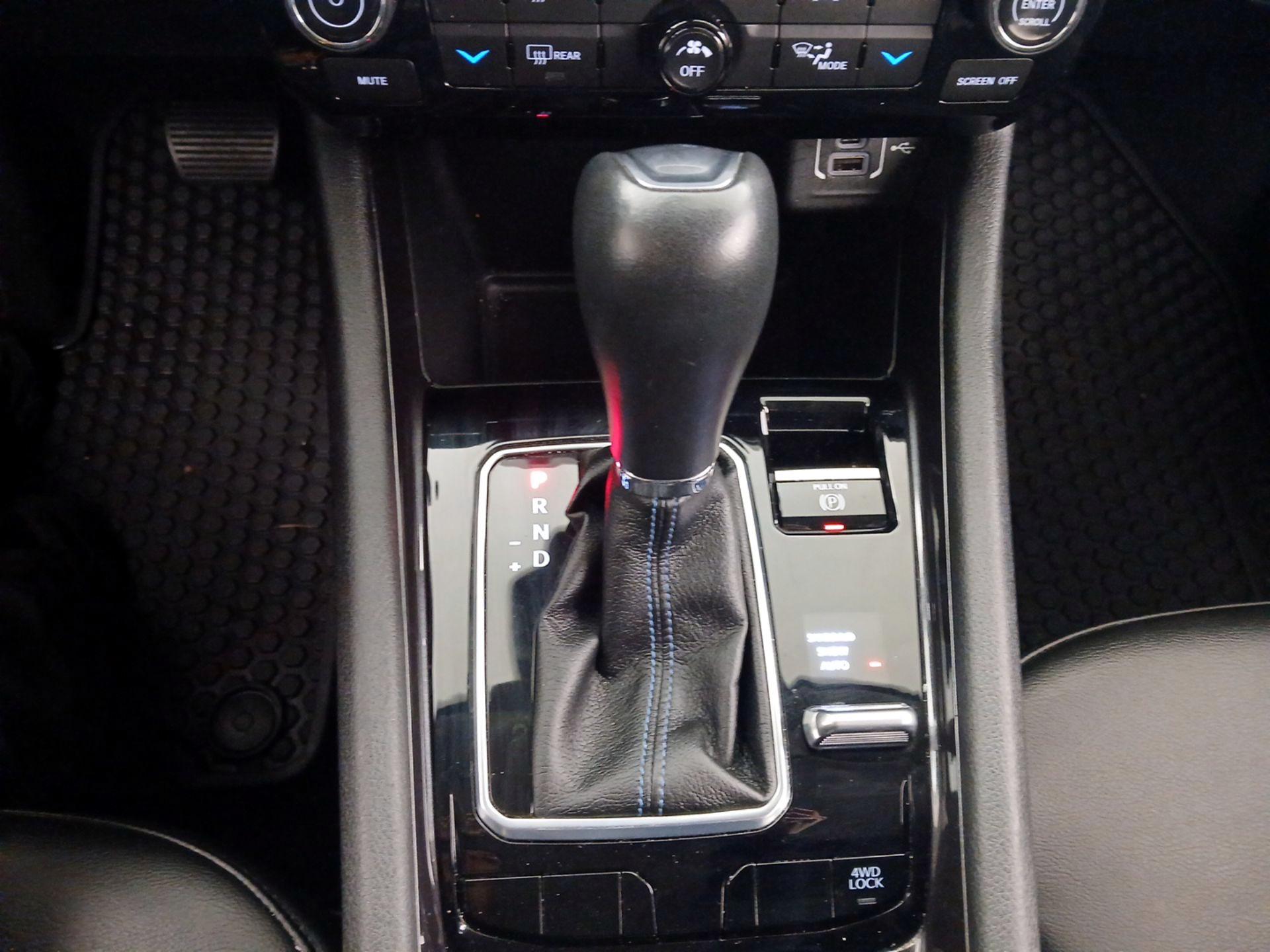 Thumbnail: 2022 Jeep Compass - 16