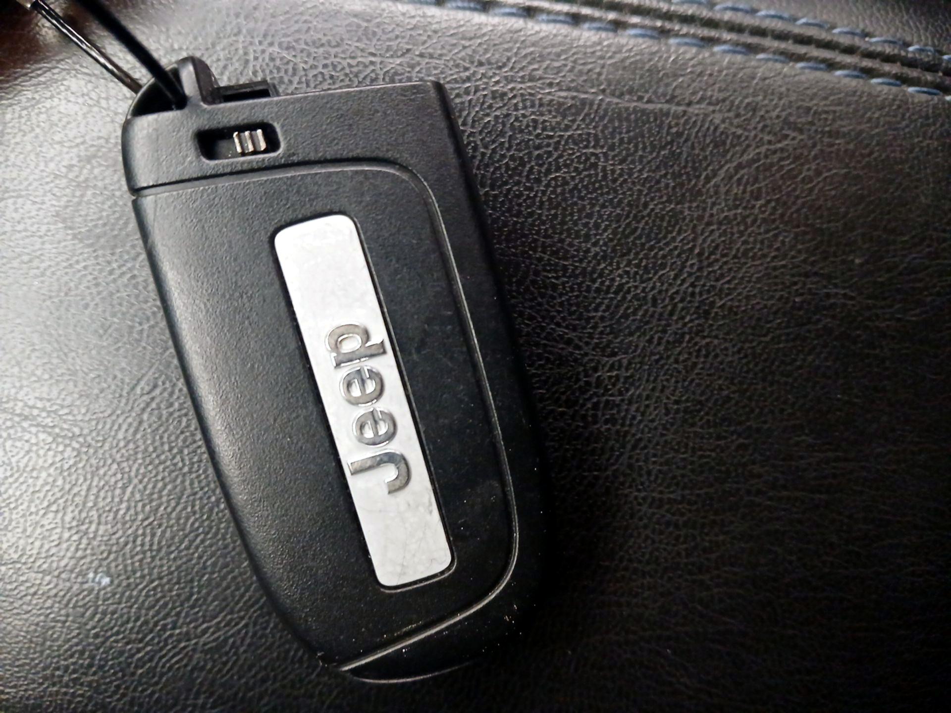 Thumbnail: 2022 Jeep Compass - 20