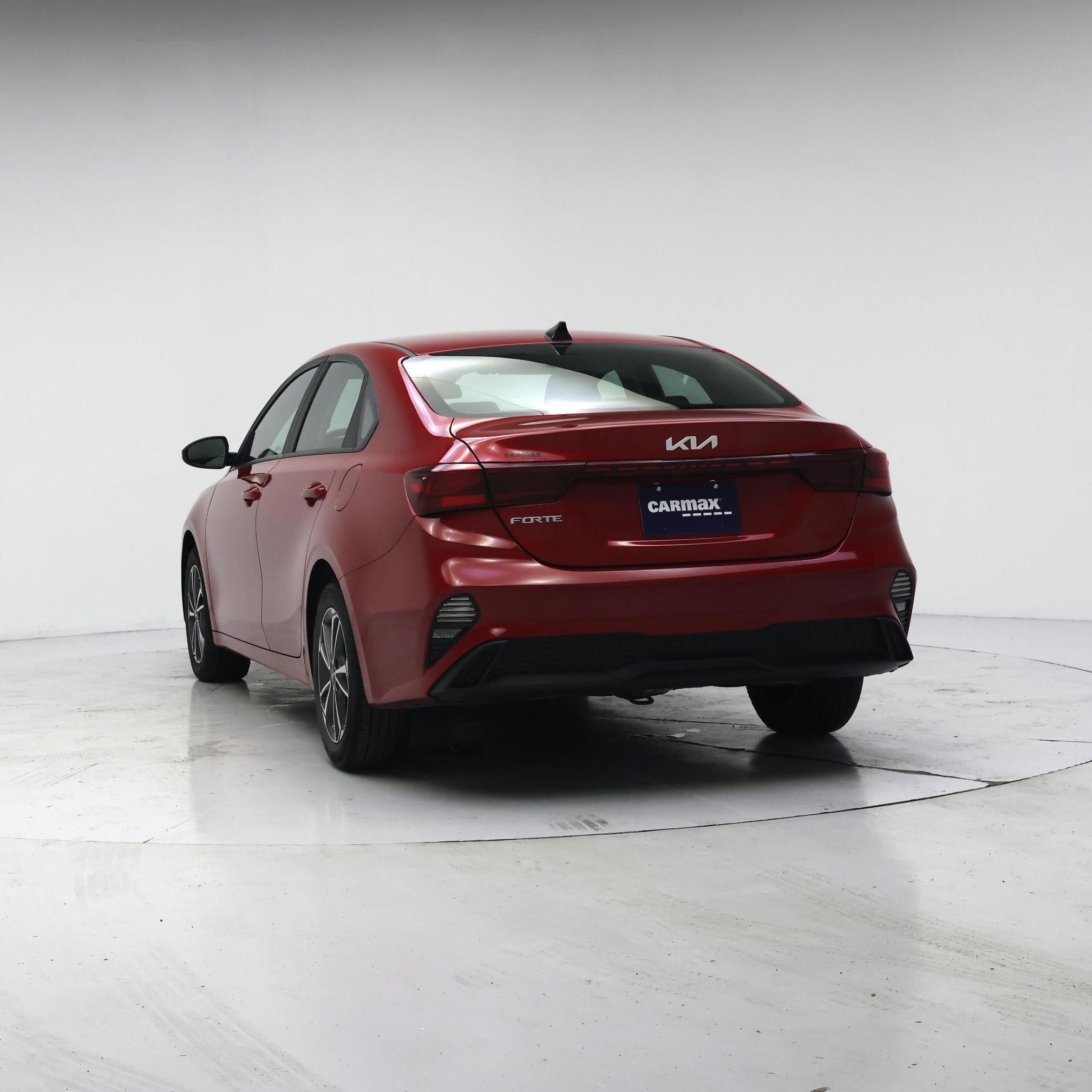 Thumbnail: 2023 Kia Forte - 6