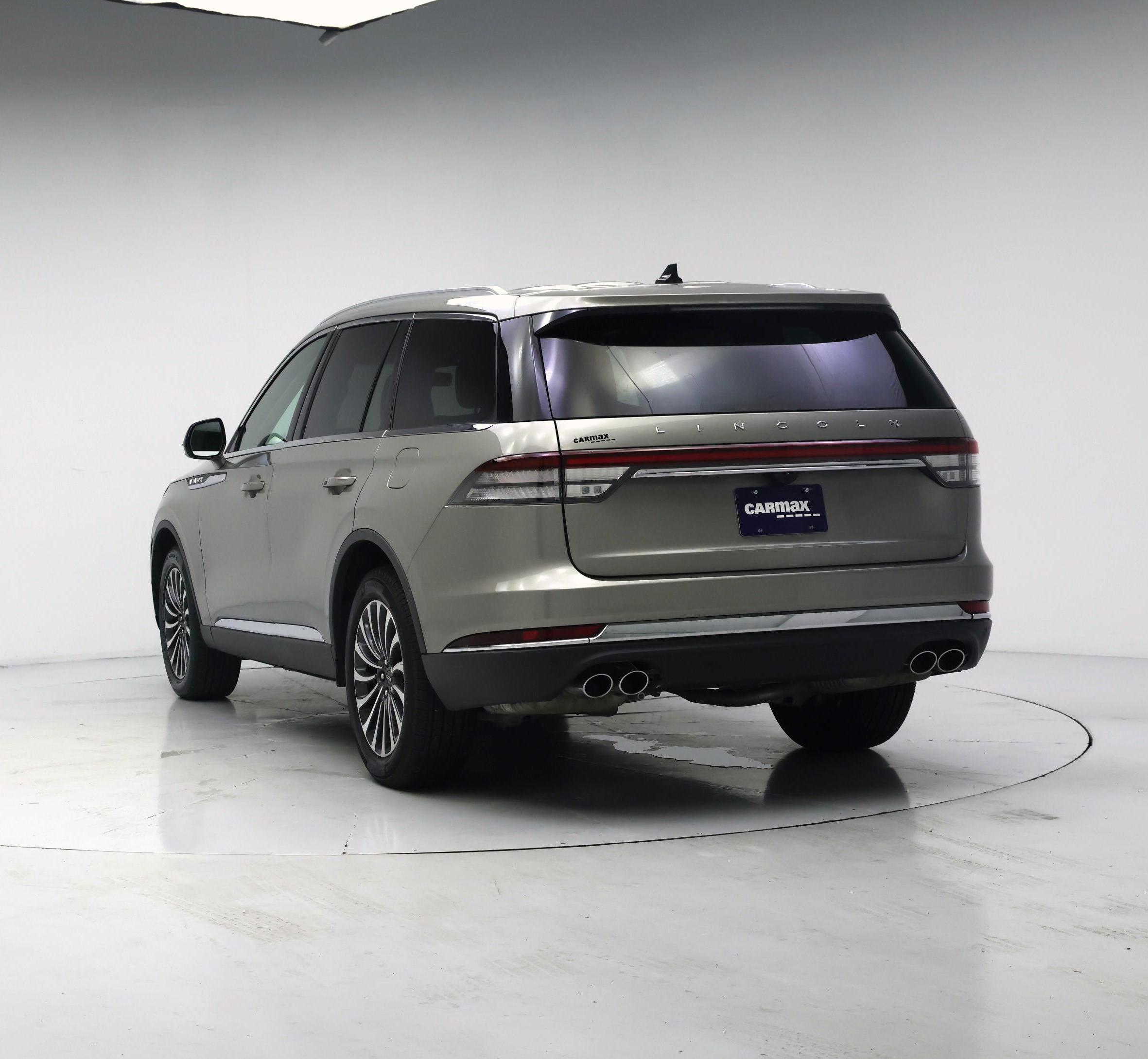 Thumbnail: 2023 Lincoln Aviator - 2