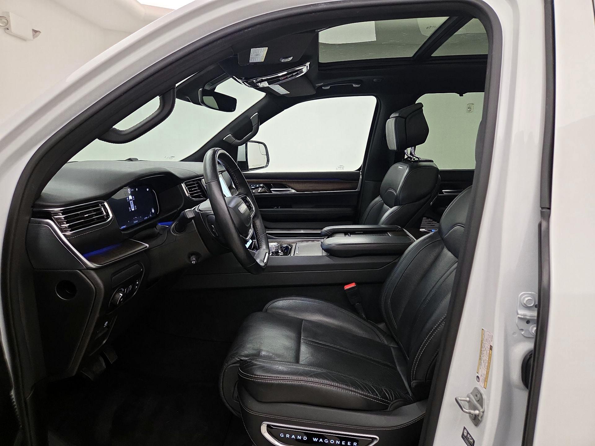 Thumbnail: 2022 Jeep Grand Wagoneer - 11