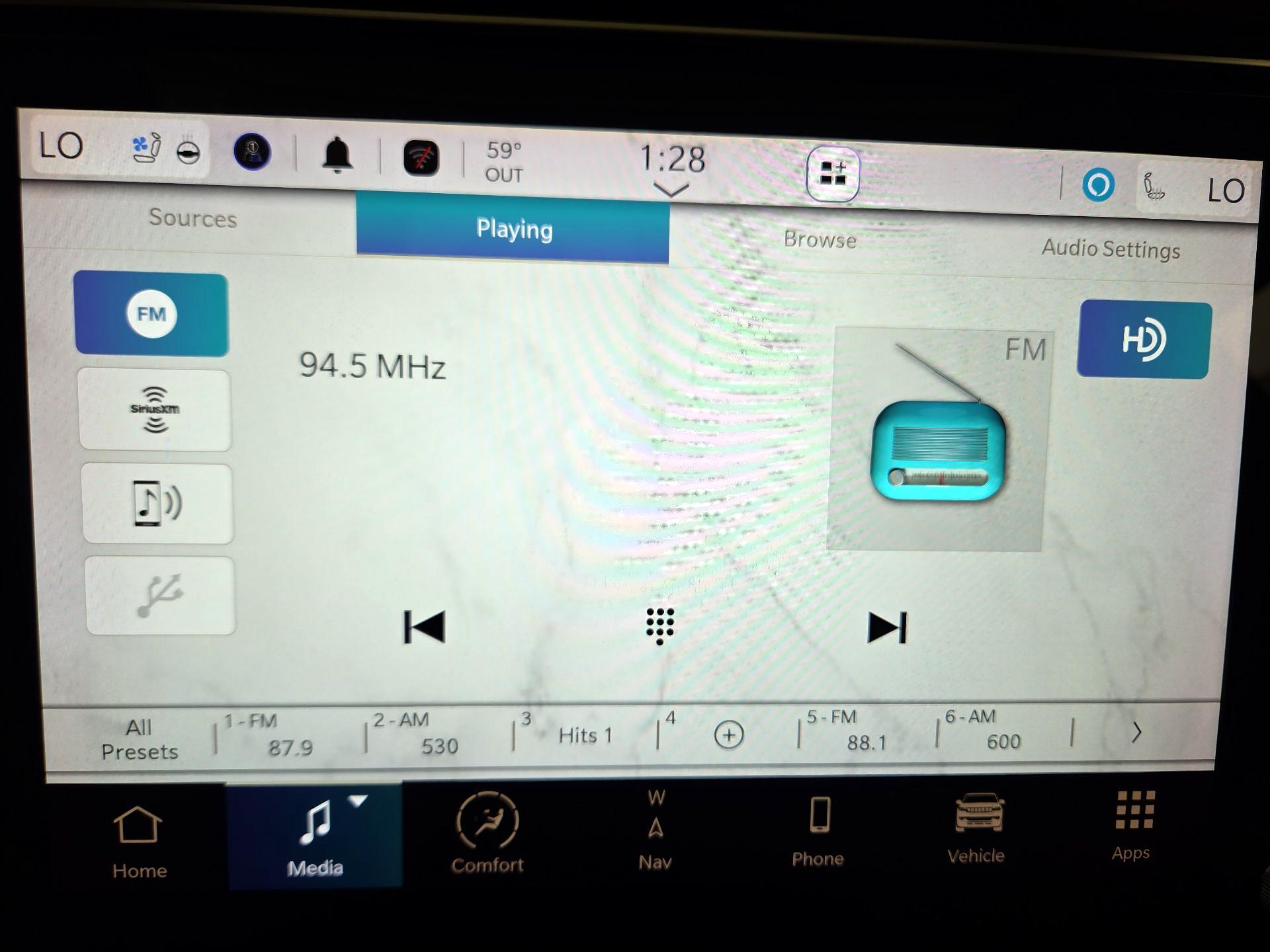 Thumbnail: 2022 Jeep Grand Wagoneer - 16