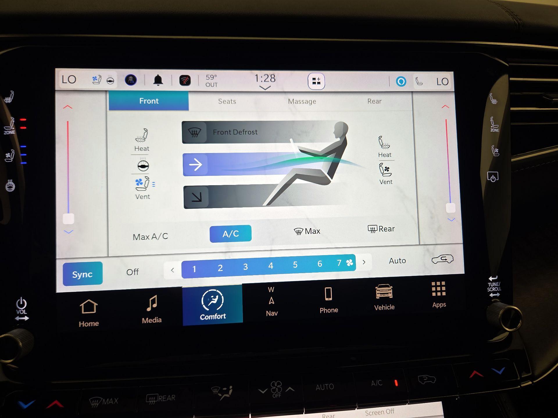 Thumbnail: 2022 Jeep Grand Wagoneer - 17