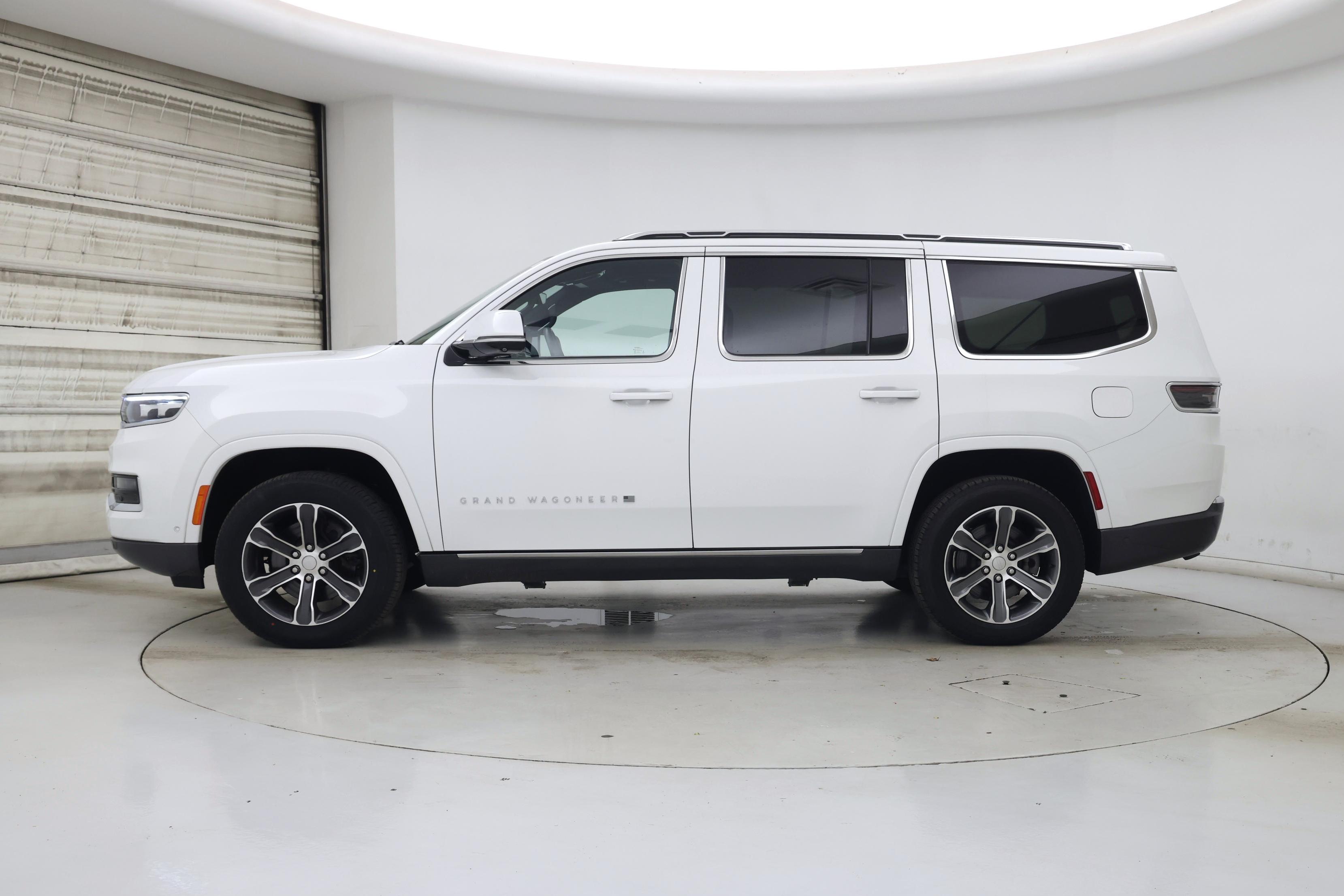 Thumbnail: 2022 Jeep Grand Wagoneer - 3