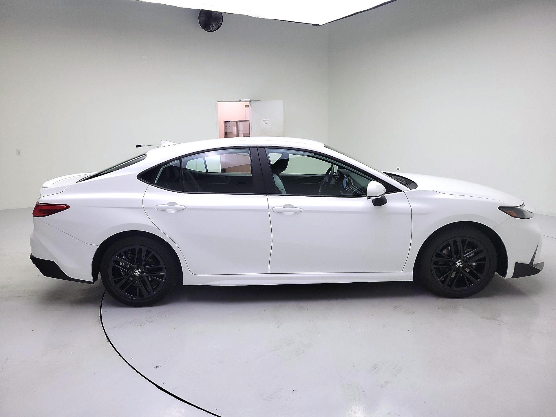 Thumbnail: 2025 Toyota Camry - 4