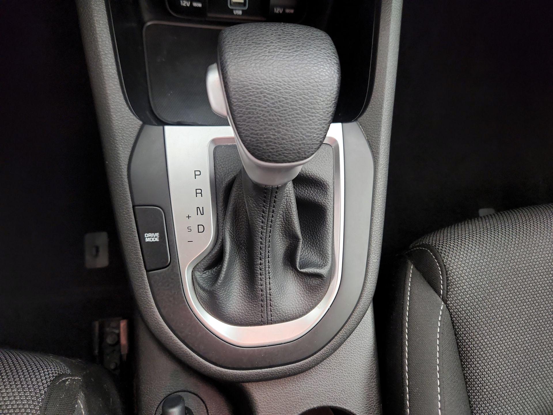 Thumbnail: 2023 Kia Forte - 17