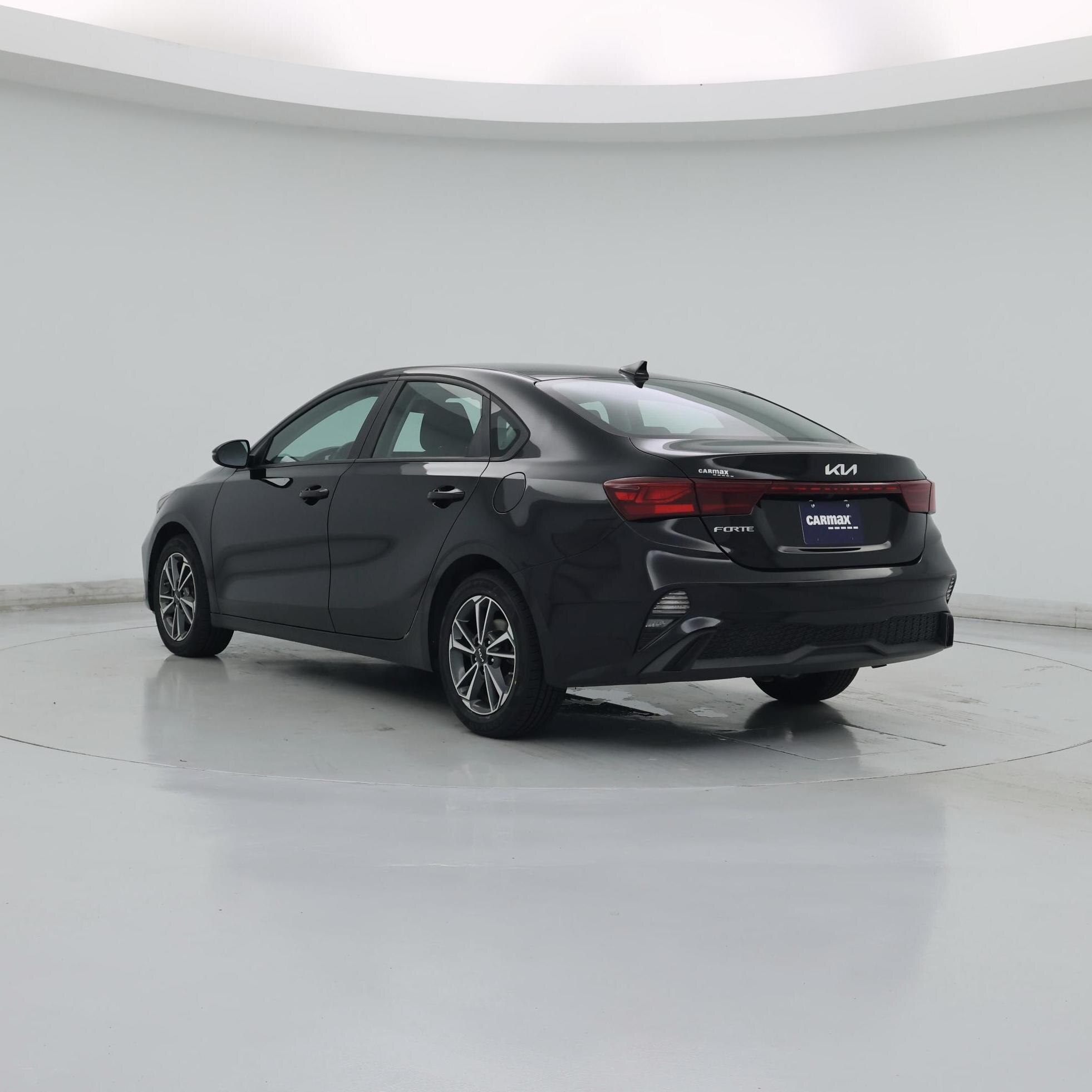 Thumbnail: 2023 Kia Forte - 2