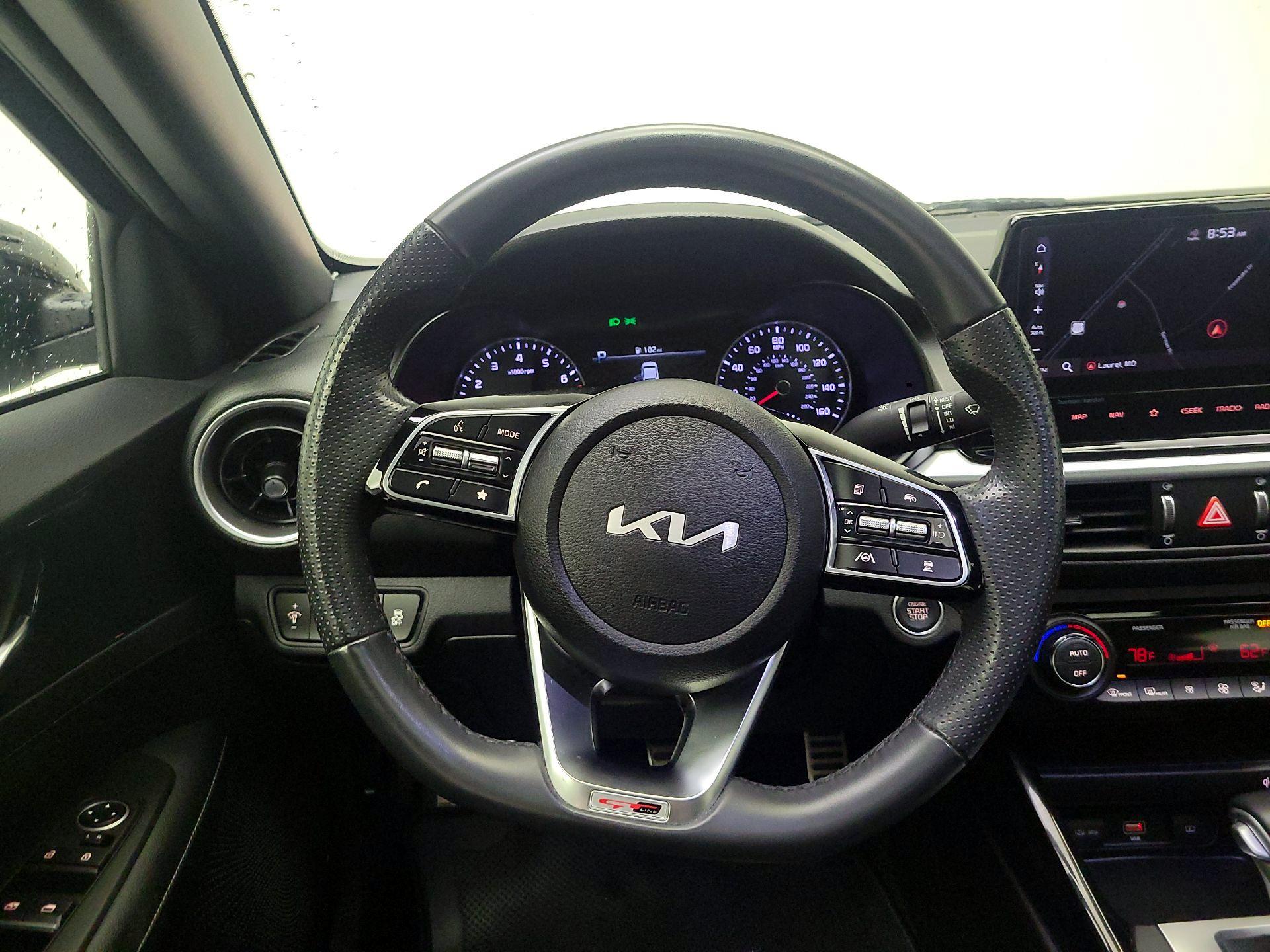 Thumbnail: 2023 Kia Forte - 10