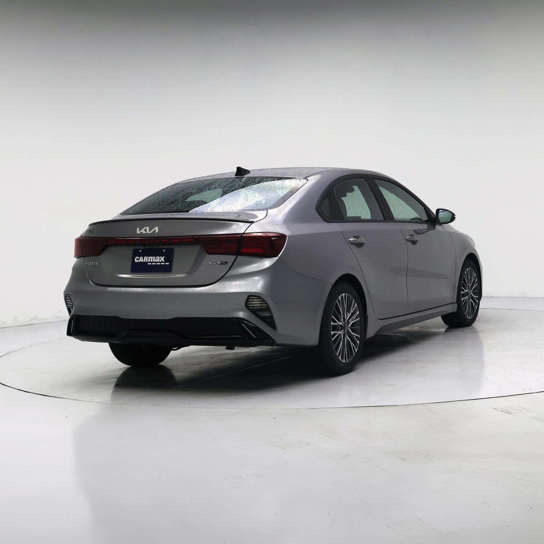 Thumbnail: 2023 Kia Forte - 8