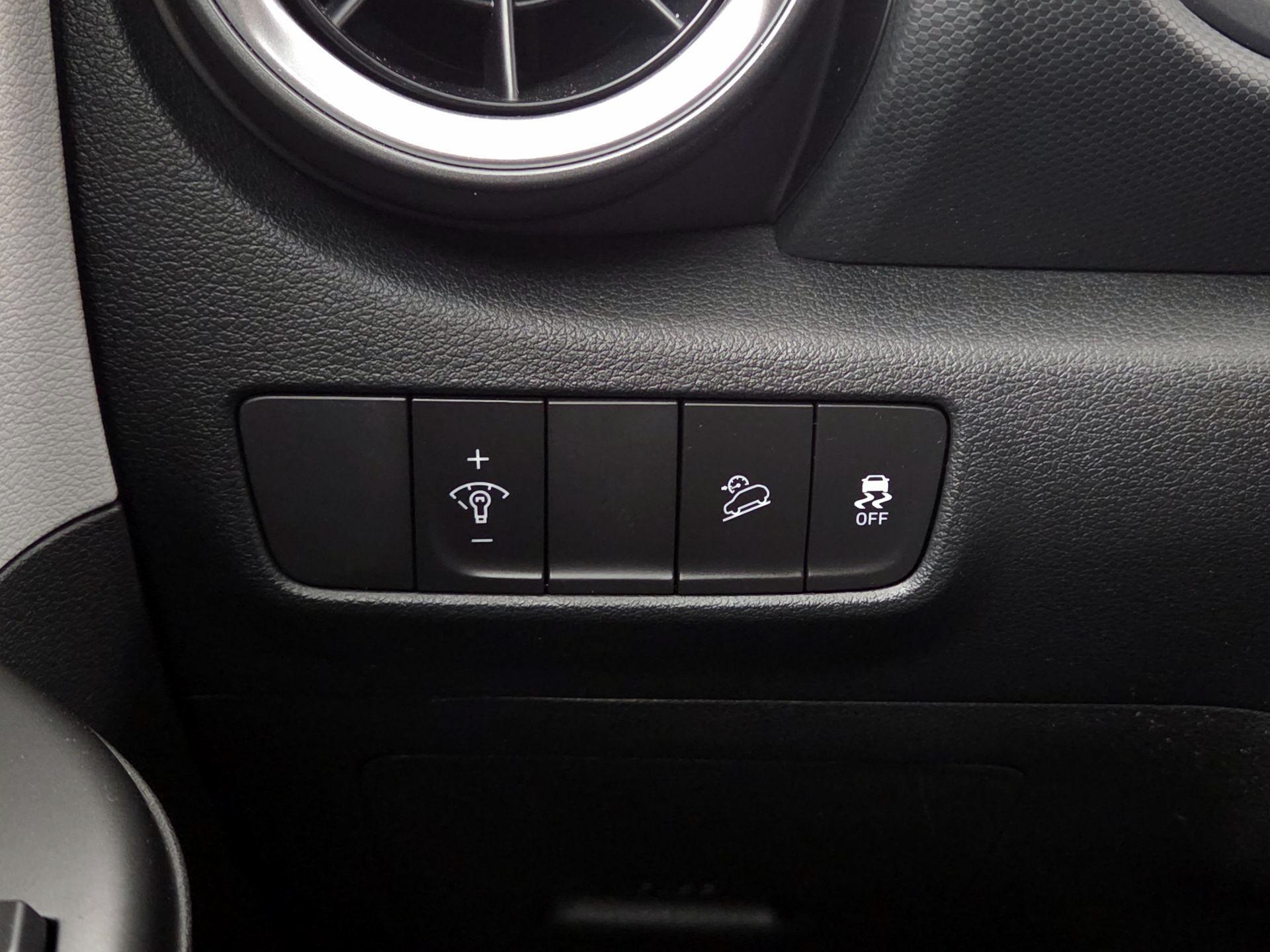 Thumbnail: 2023 Hyundai Kona - 13