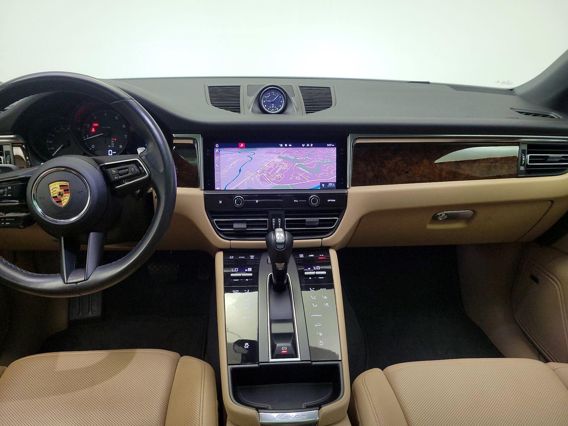 Thumbnail: 2022 Porsche Macan - 9
