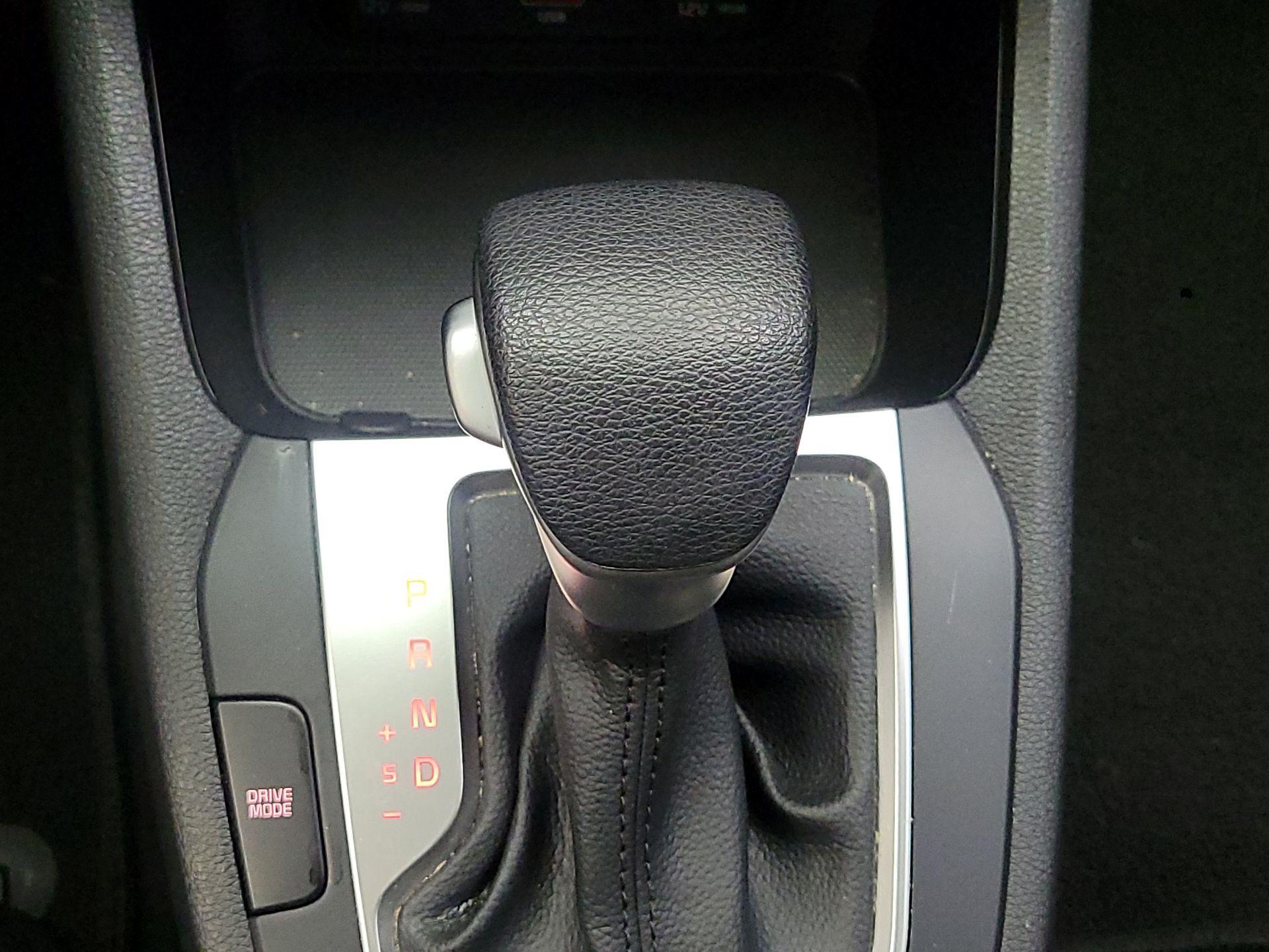 Thumbnail: 2023 Kia Forte - 15