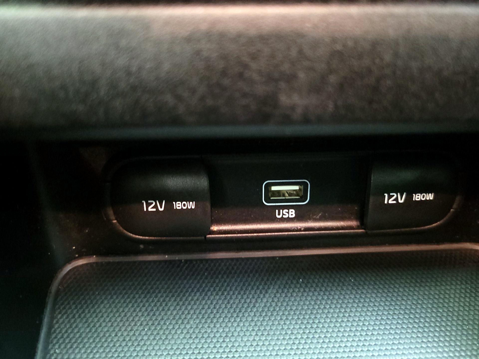 Thumbnail: 2023 Kia Forte - 16