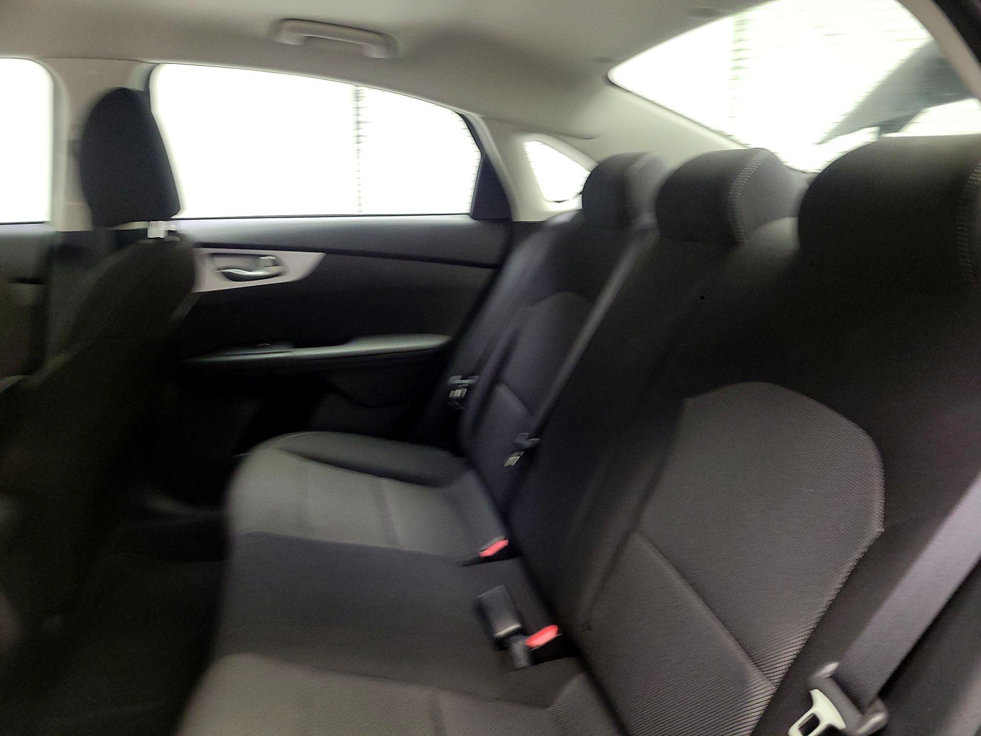 Thumbnail: 2023 Kia Forte - 17