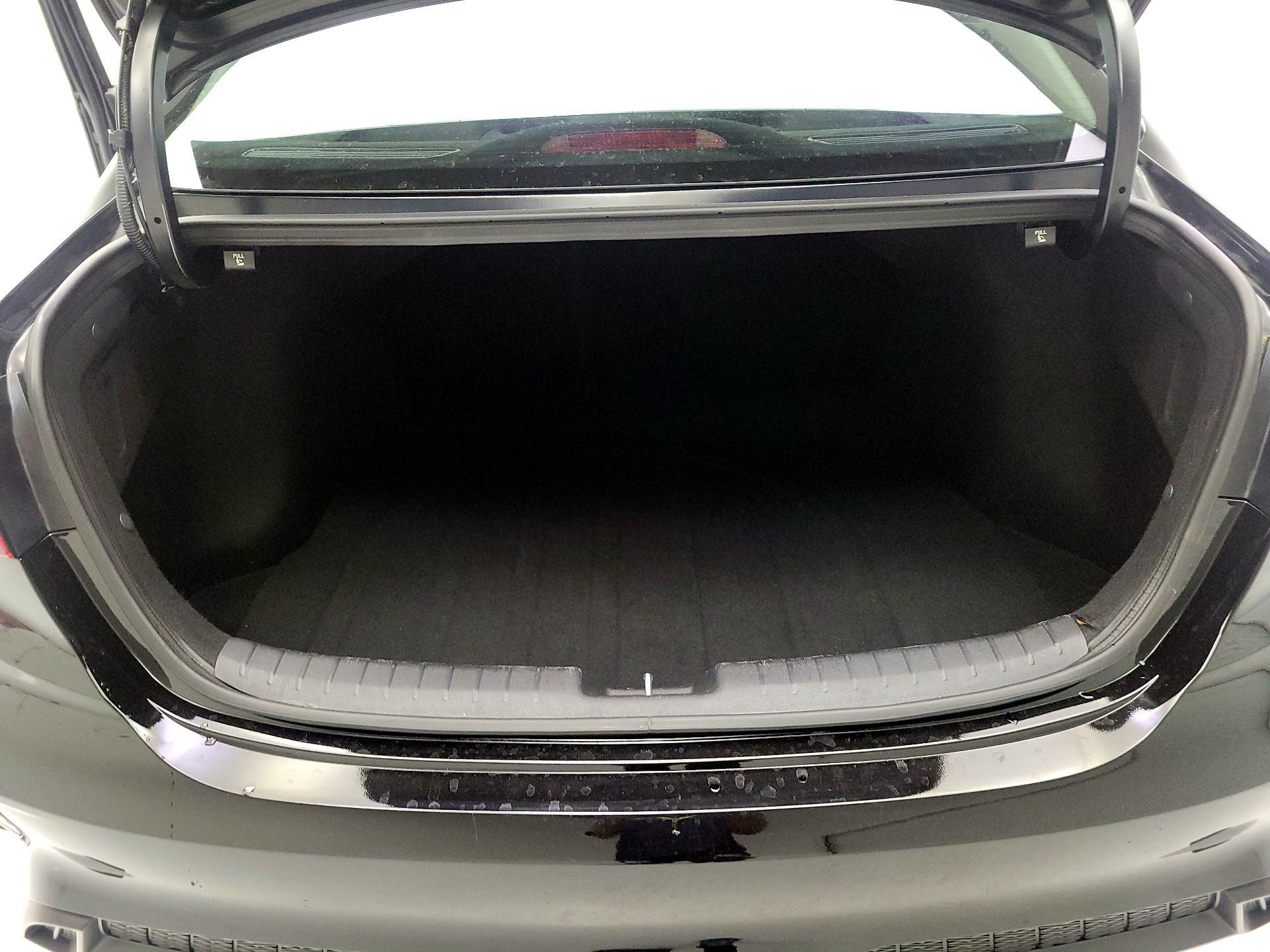 Thumbnail: 2023 Kia Forte - 18