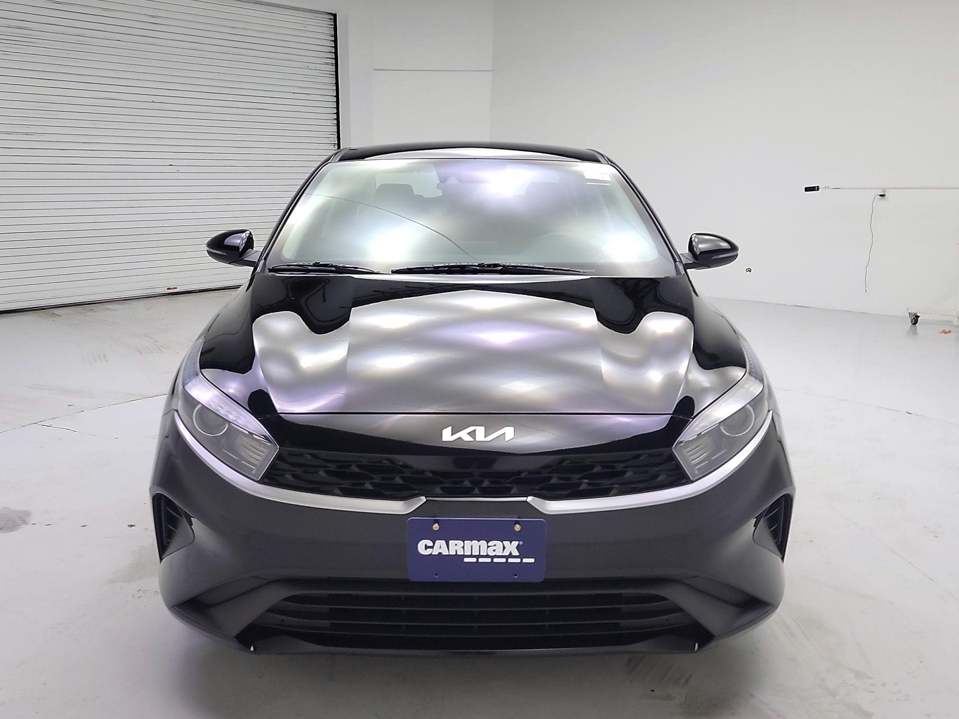 Thumbnail: 2023 Kia Forte - 2