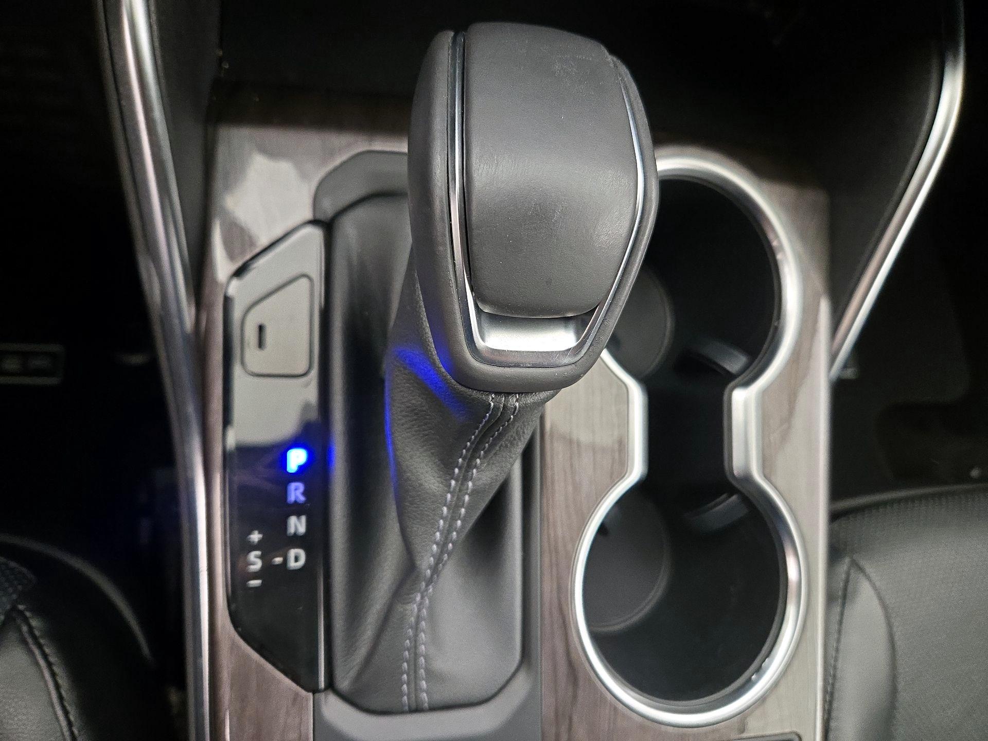 Thumbnail: 2023 Toyota Highlander - 17