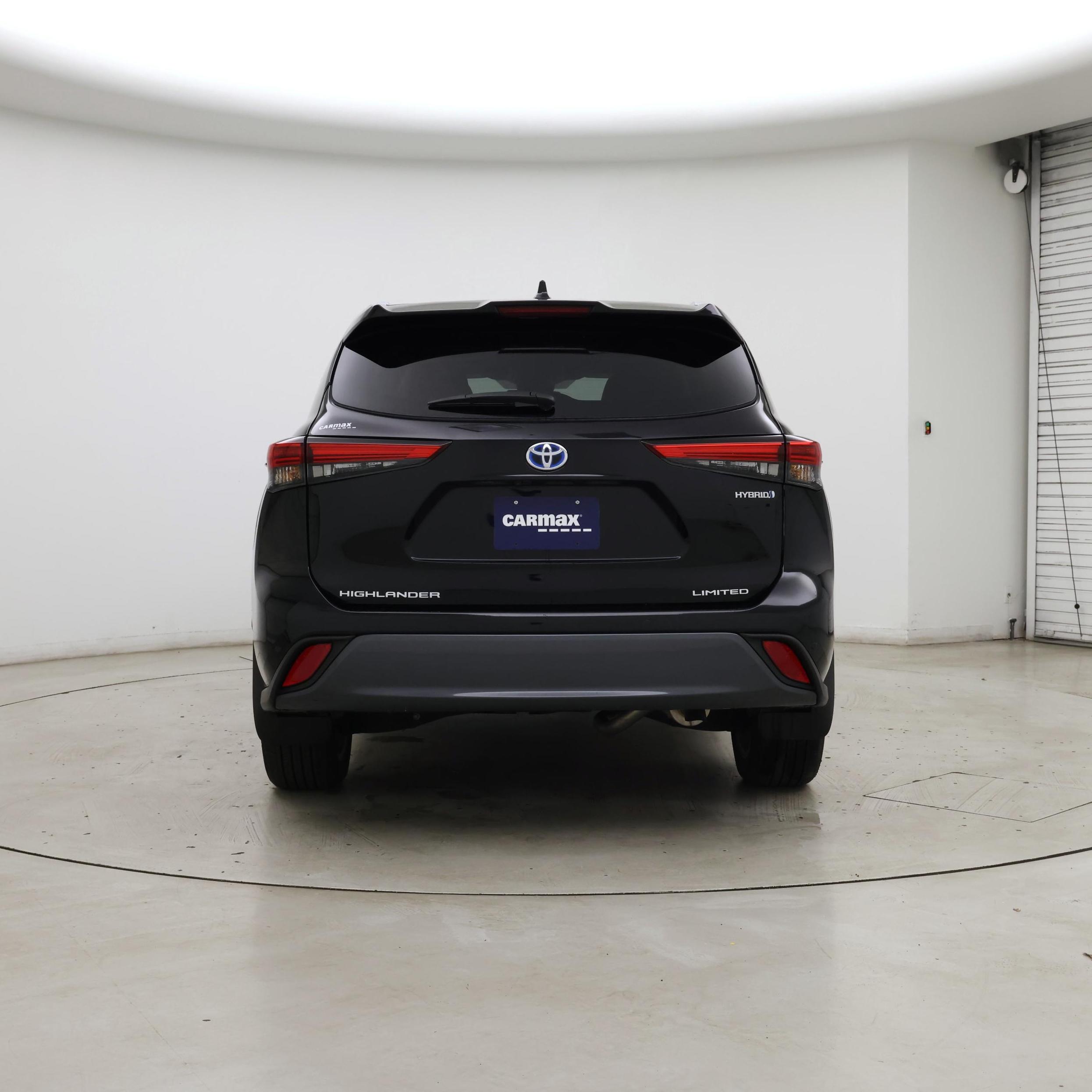 Thumbnail: 2023 Toyota Highlander - 6