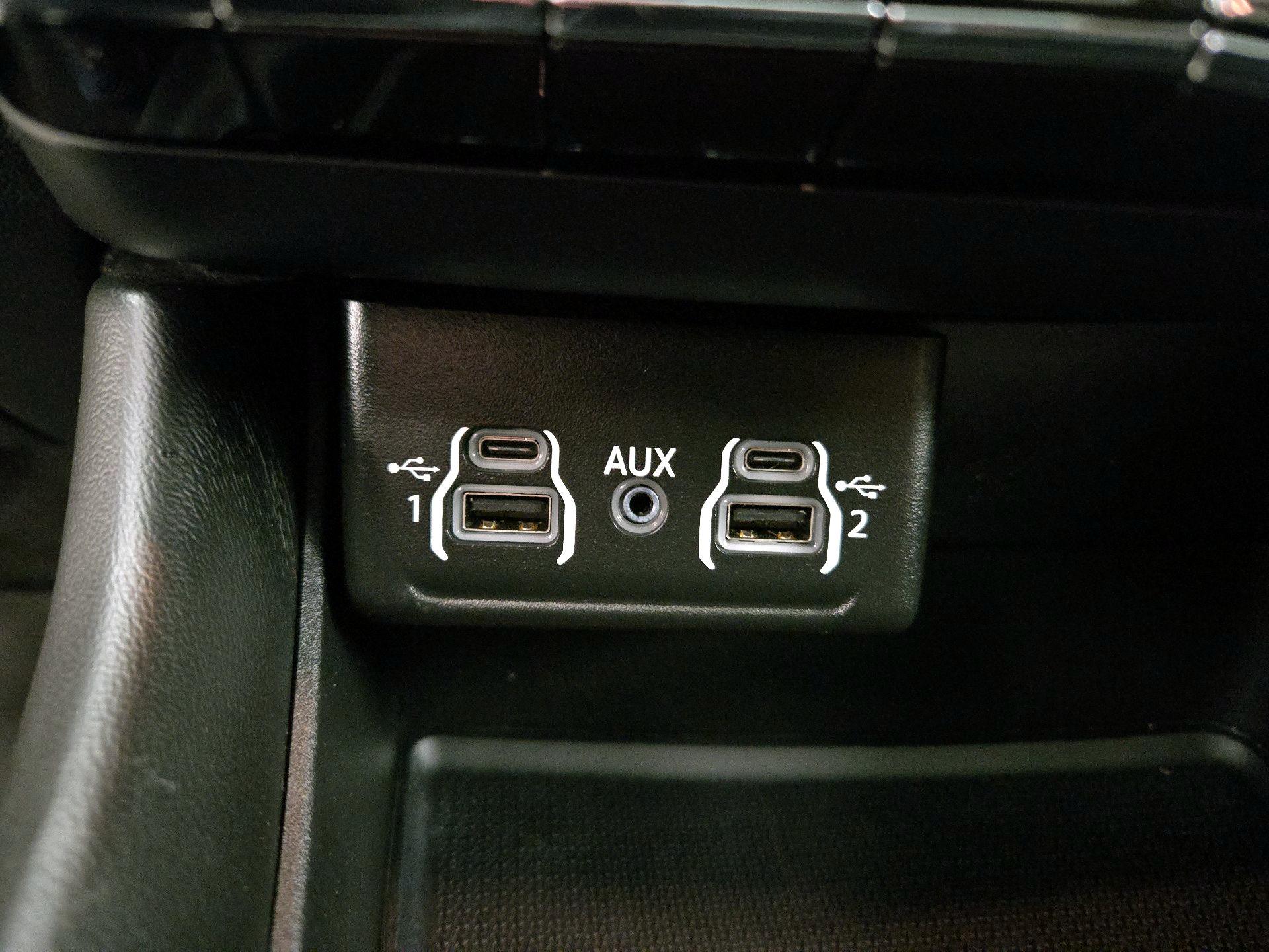 Thumbnail: 2022 Dodge Durango - 18