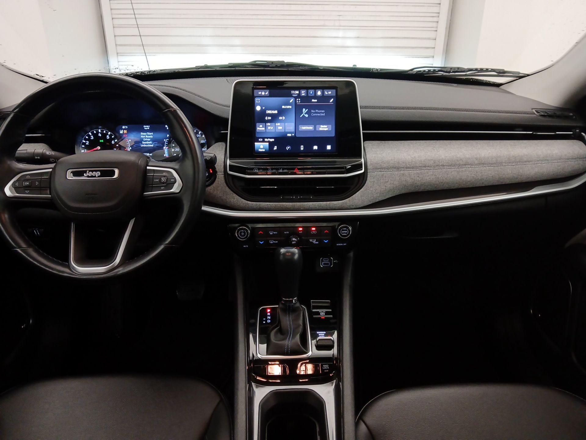 Thumbnail: 2022 Jeep Compass - 9