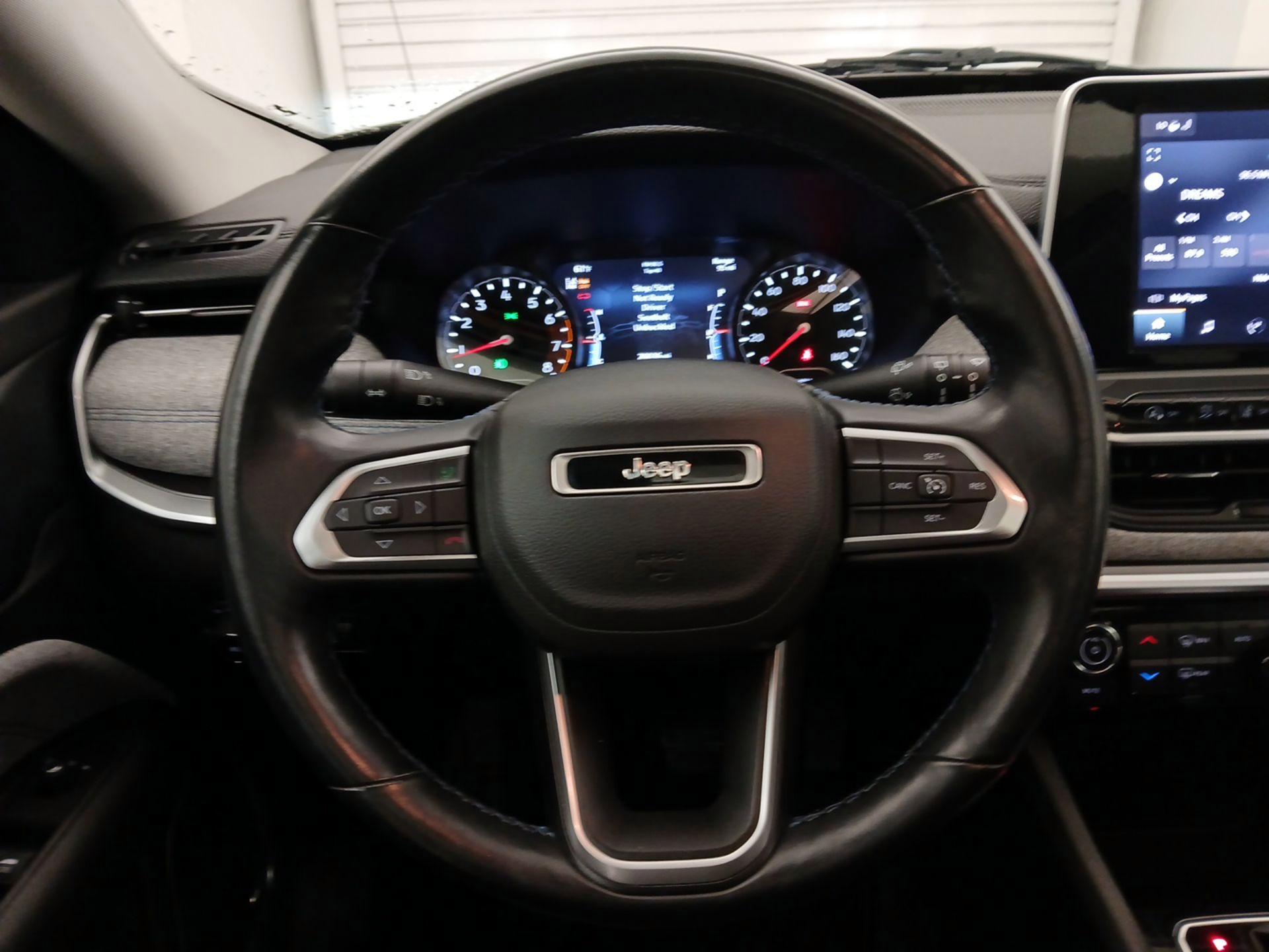 Thumbnail: 2022 Jeep Compass - 10