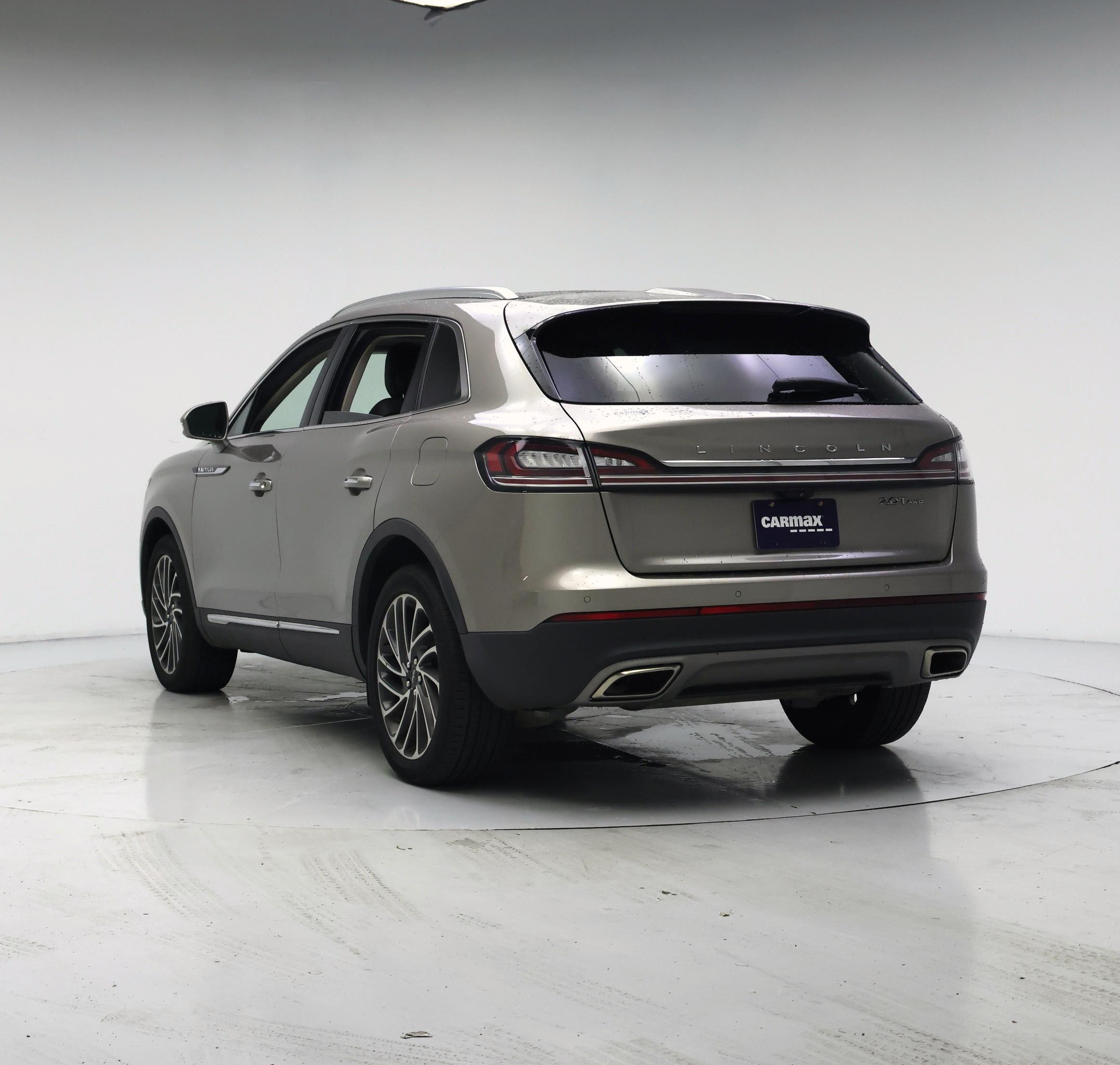 Thumbnail: 2020 Lincoln Nautilus - 2