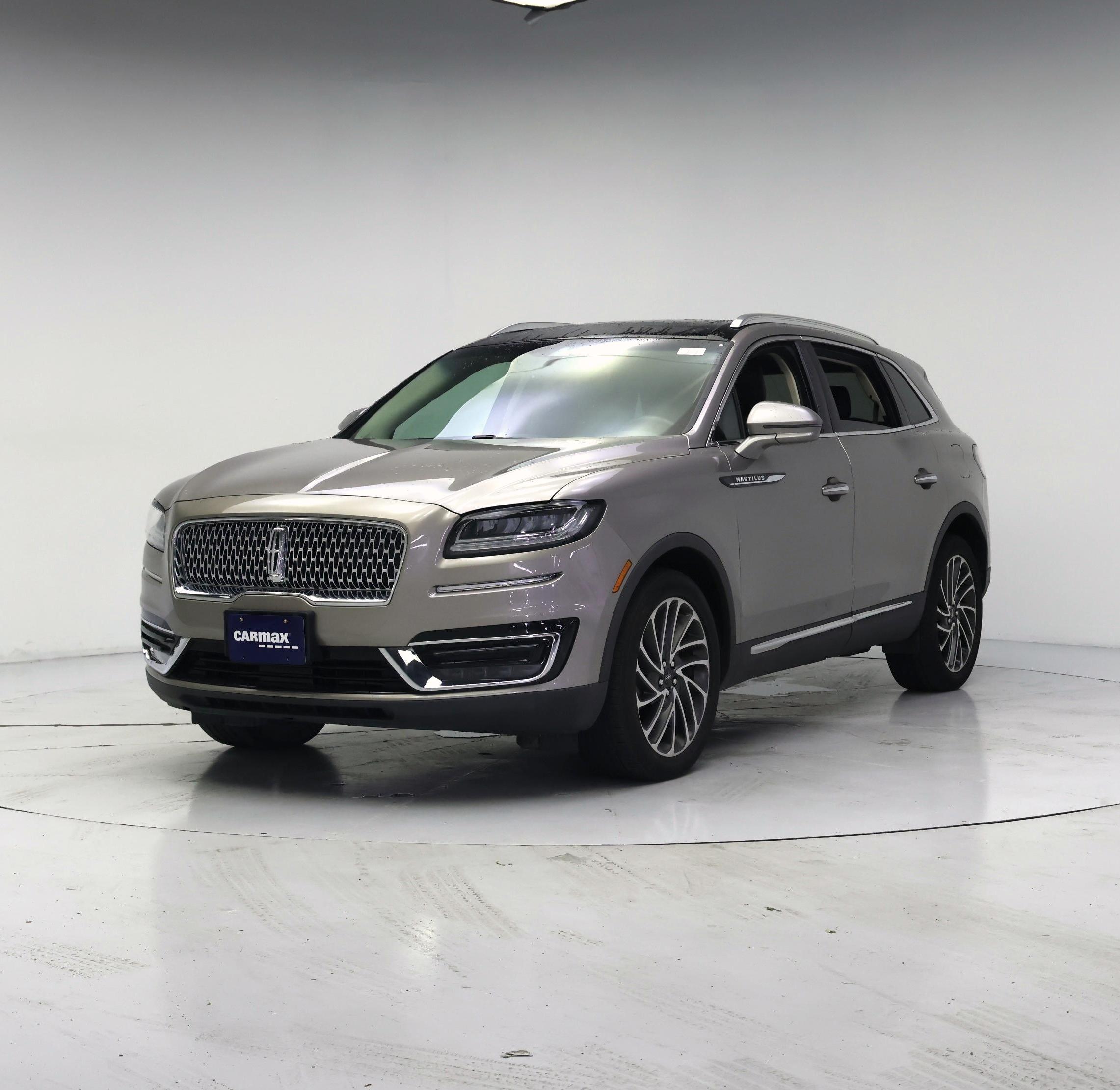 Thumbnail: 2020 Lincoln Nautilus - 4