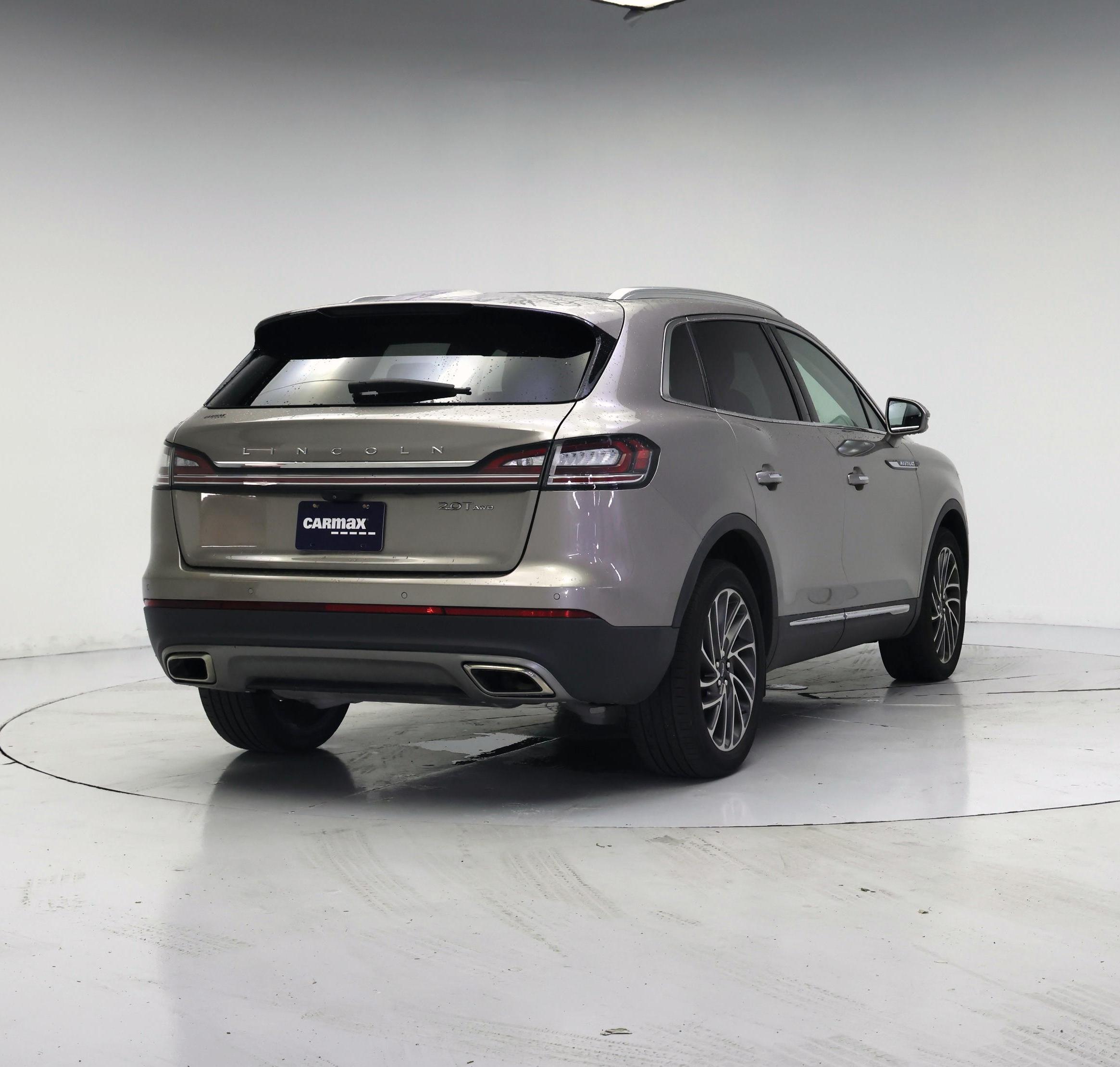 Thumbnail: 2020 Lincoln Nautilus - 8