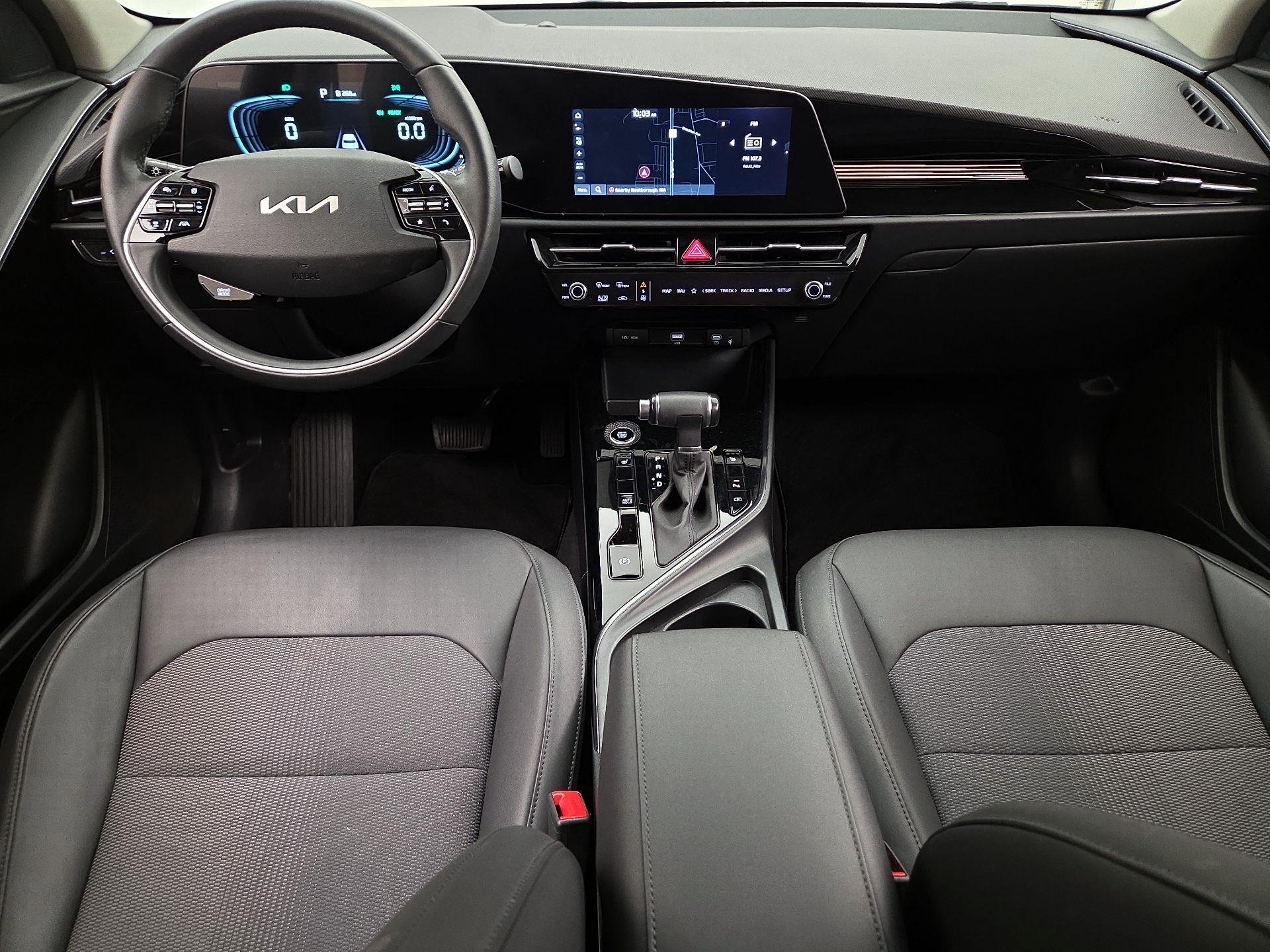 Thumbnail: 2023 Kia Niro - 9