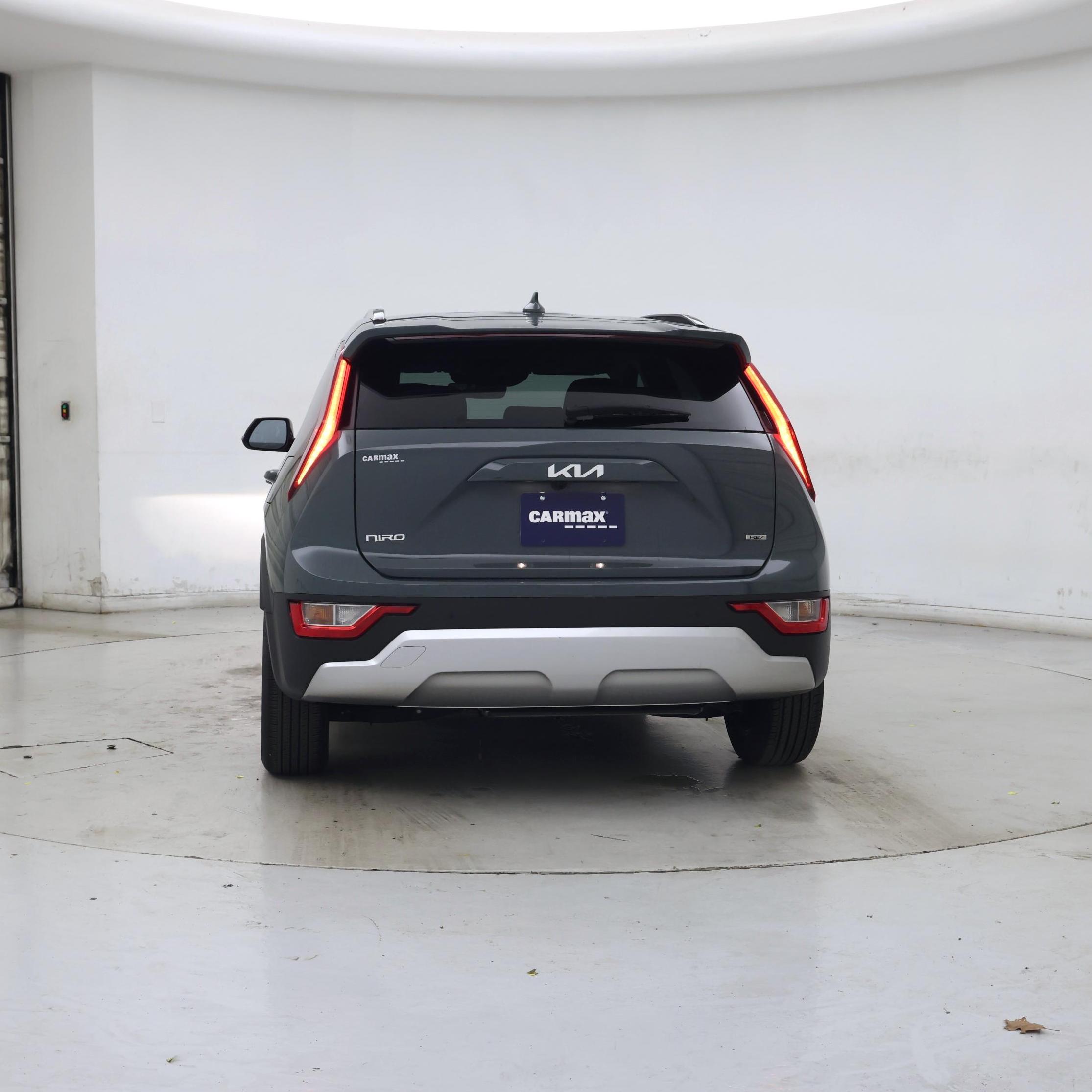 Thumbnail: 2023 Kia Niro - 6