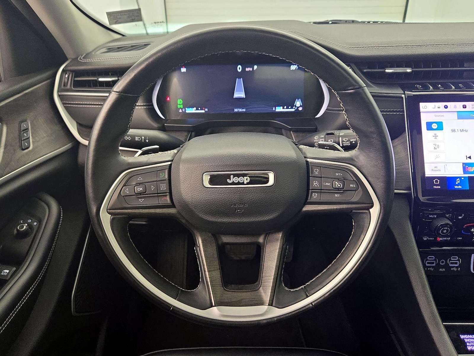 2022 Jeep Grand Cherokee Limited - Photo 11