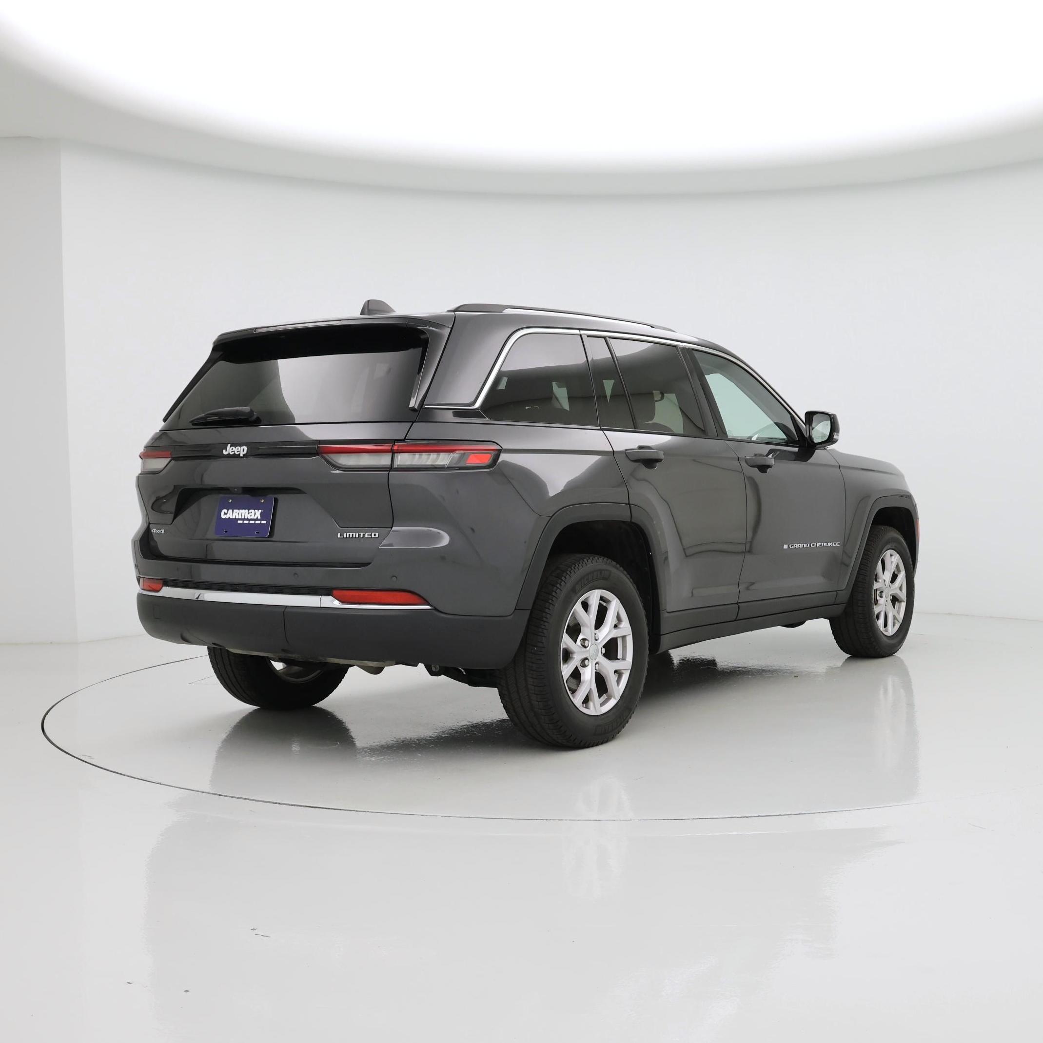 Thumbnail: 2022 Jeep Grand Cherokee - 8
