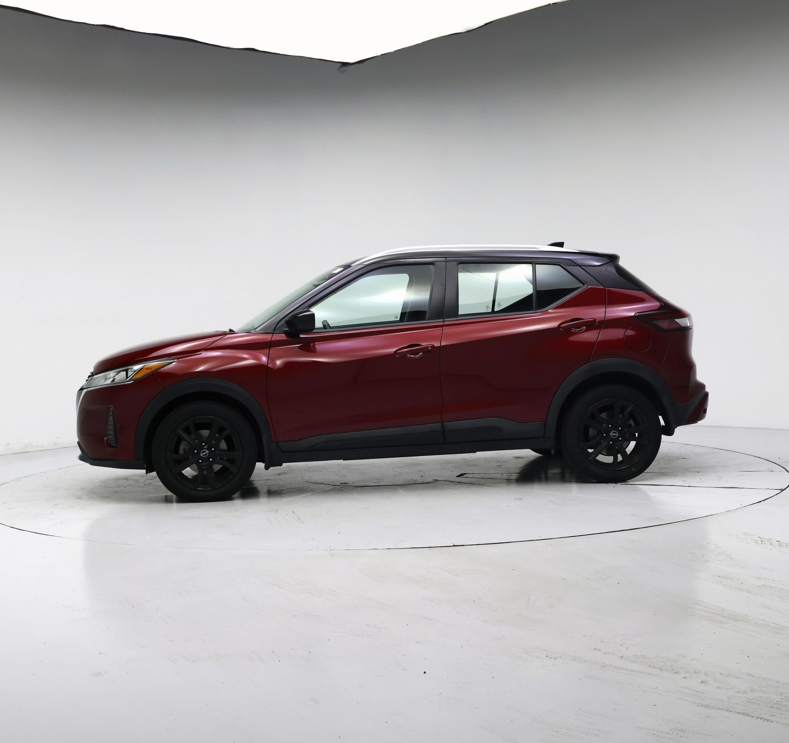 Thumbnail: 2023 Nissan Kicks - 3