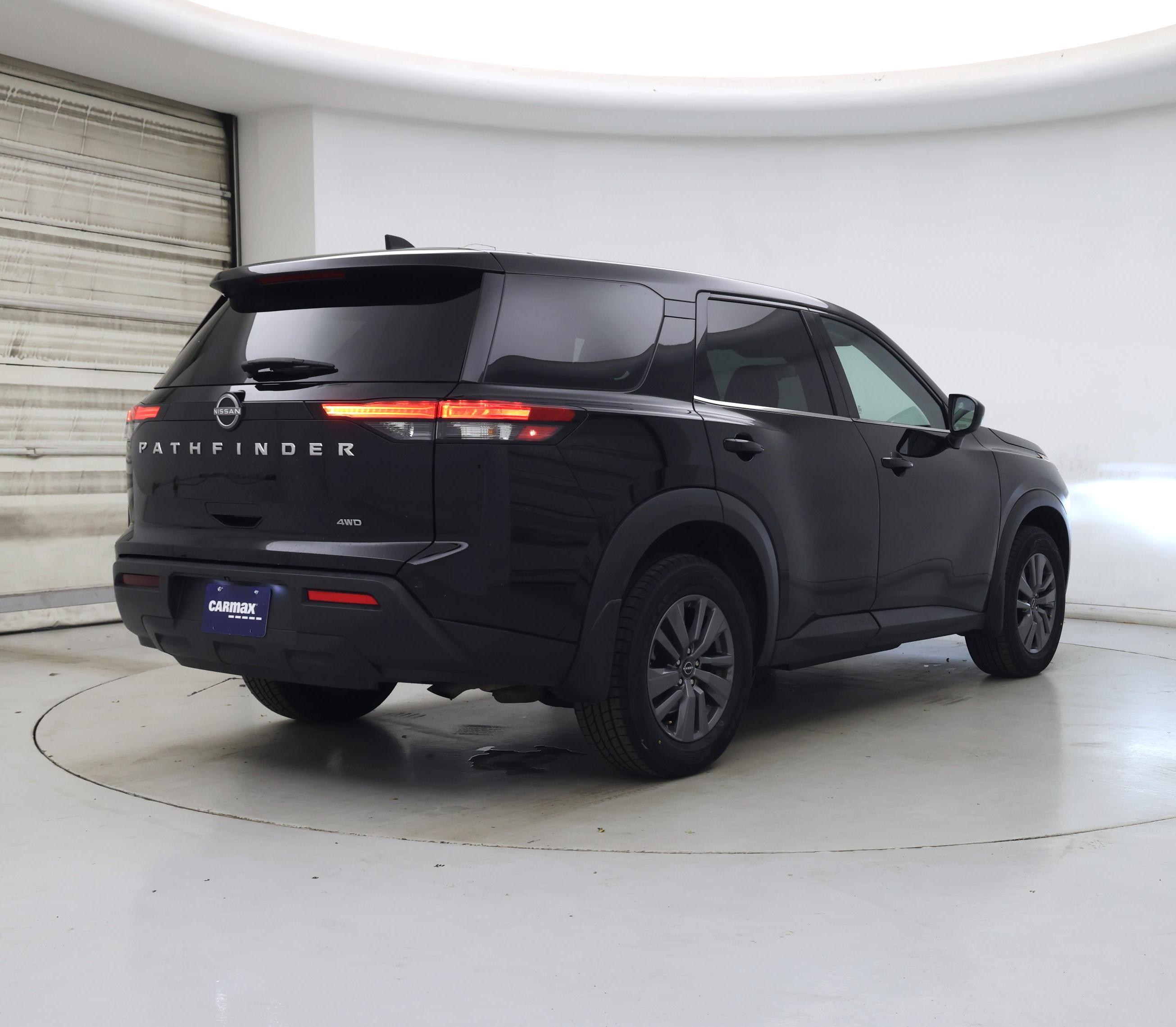 Thumbnail: 2023 Nissan Pathfinder - 8