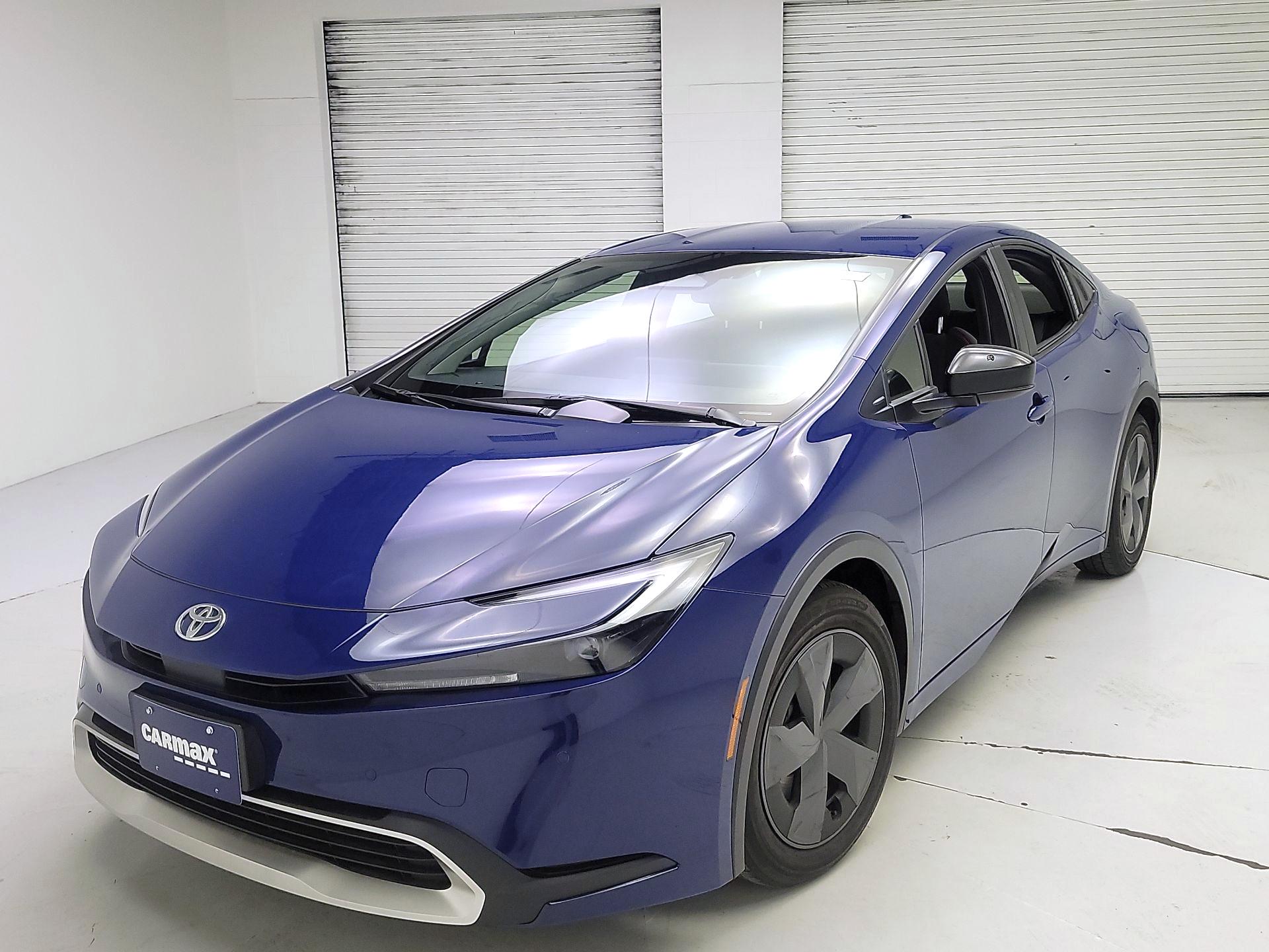 Thumbnail: 2024 Toyota Prius Prime - 3