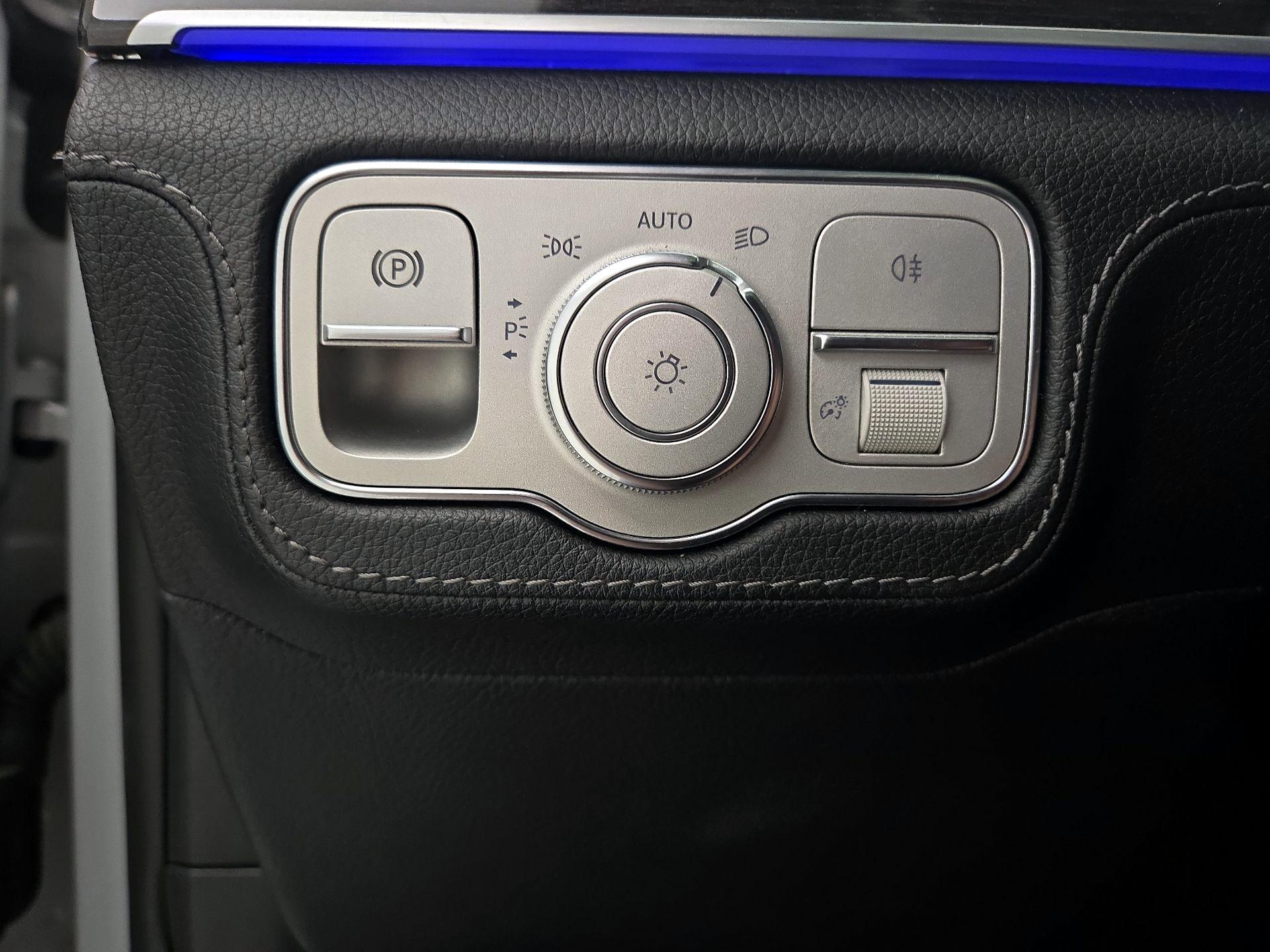 Thumbnail: 2020 Mercedes-Benz GLE - 13