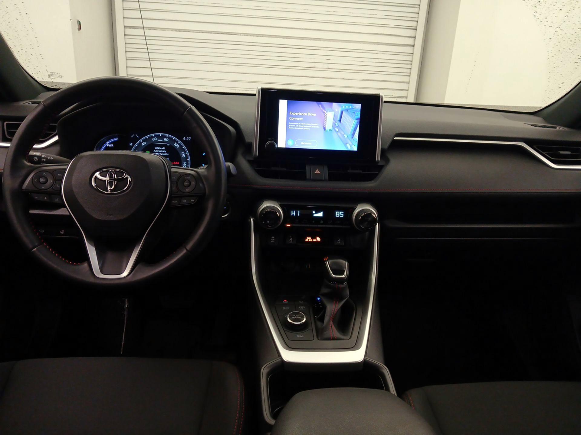 Thumbnail: 2023 Toyota RAV4 - 9