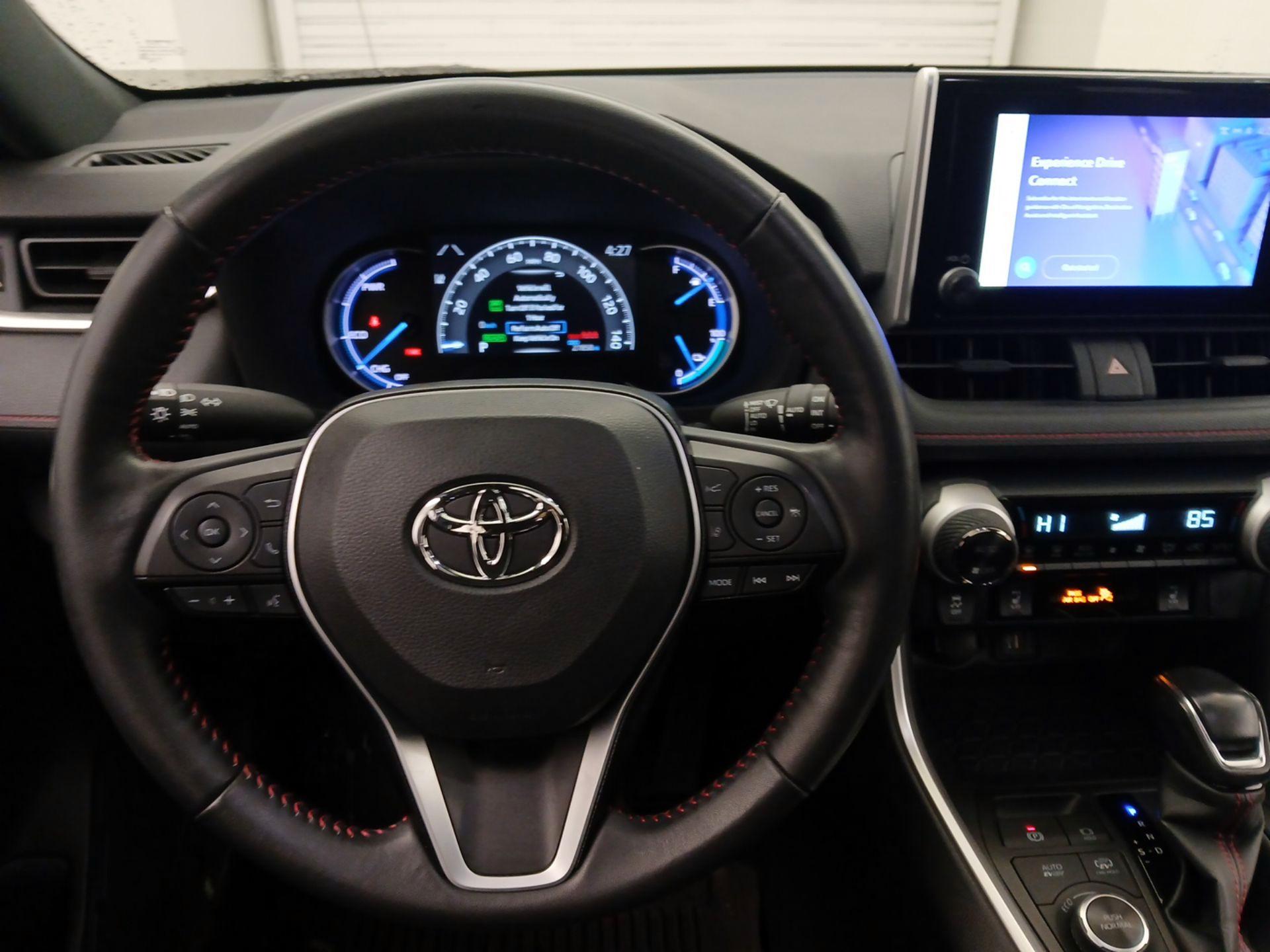 Thumbnail: 2023 Toyota RAV4 - 10