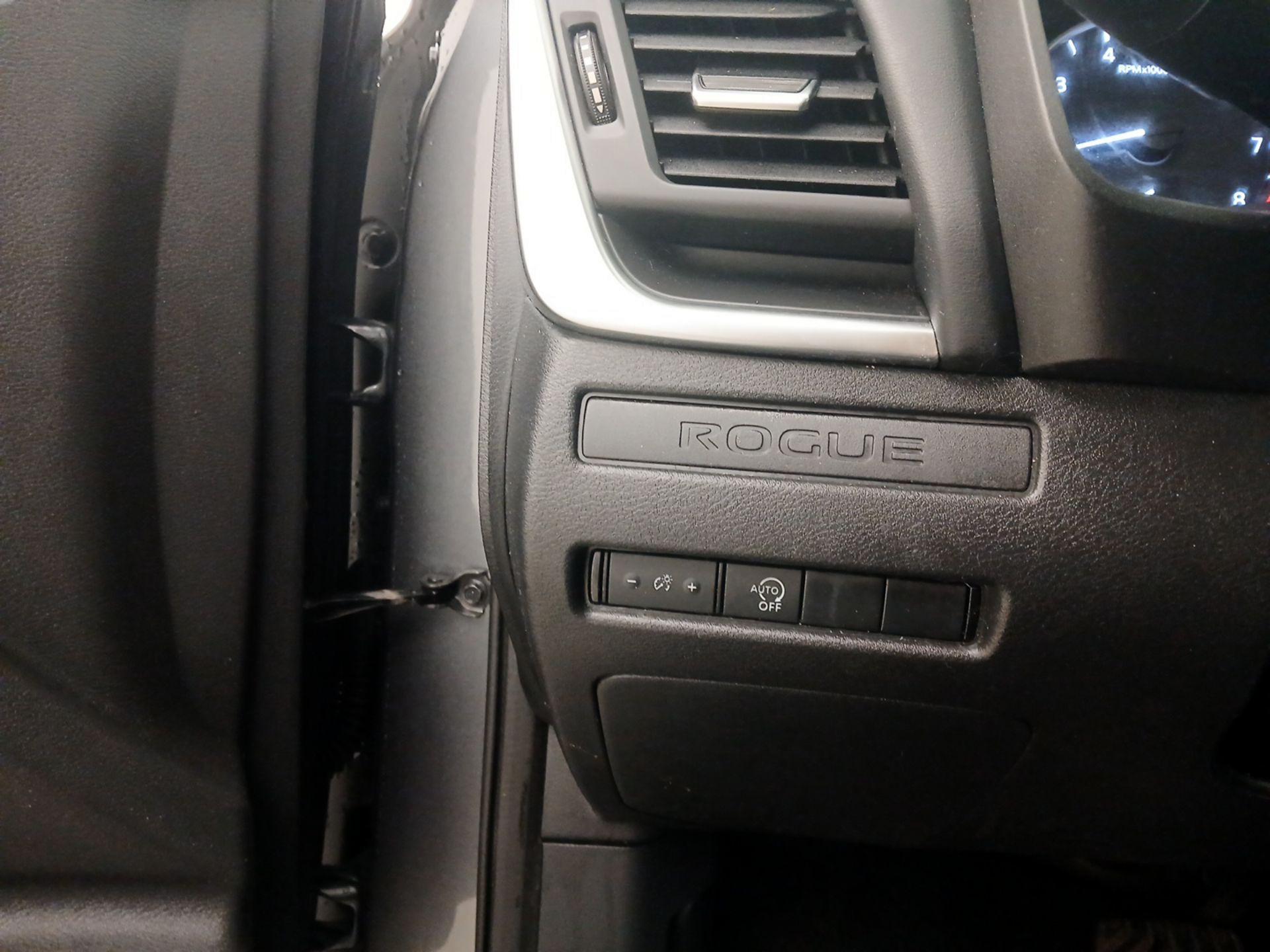 Thumbnail: 2023 Nissan Rogue - 13