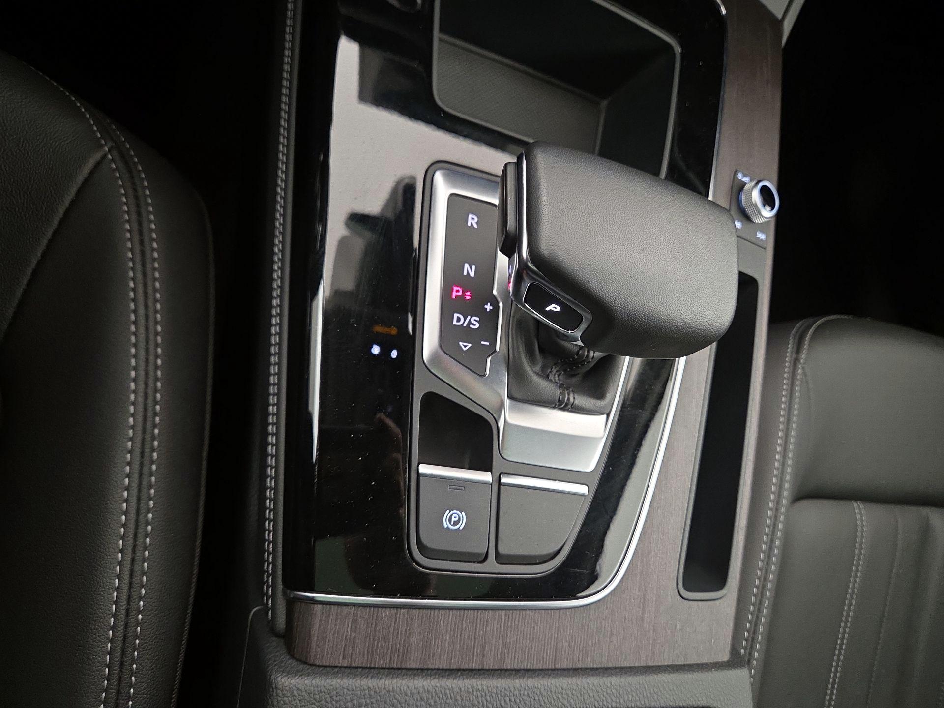 Thumbnail: 2023 Audi Q5 - 18