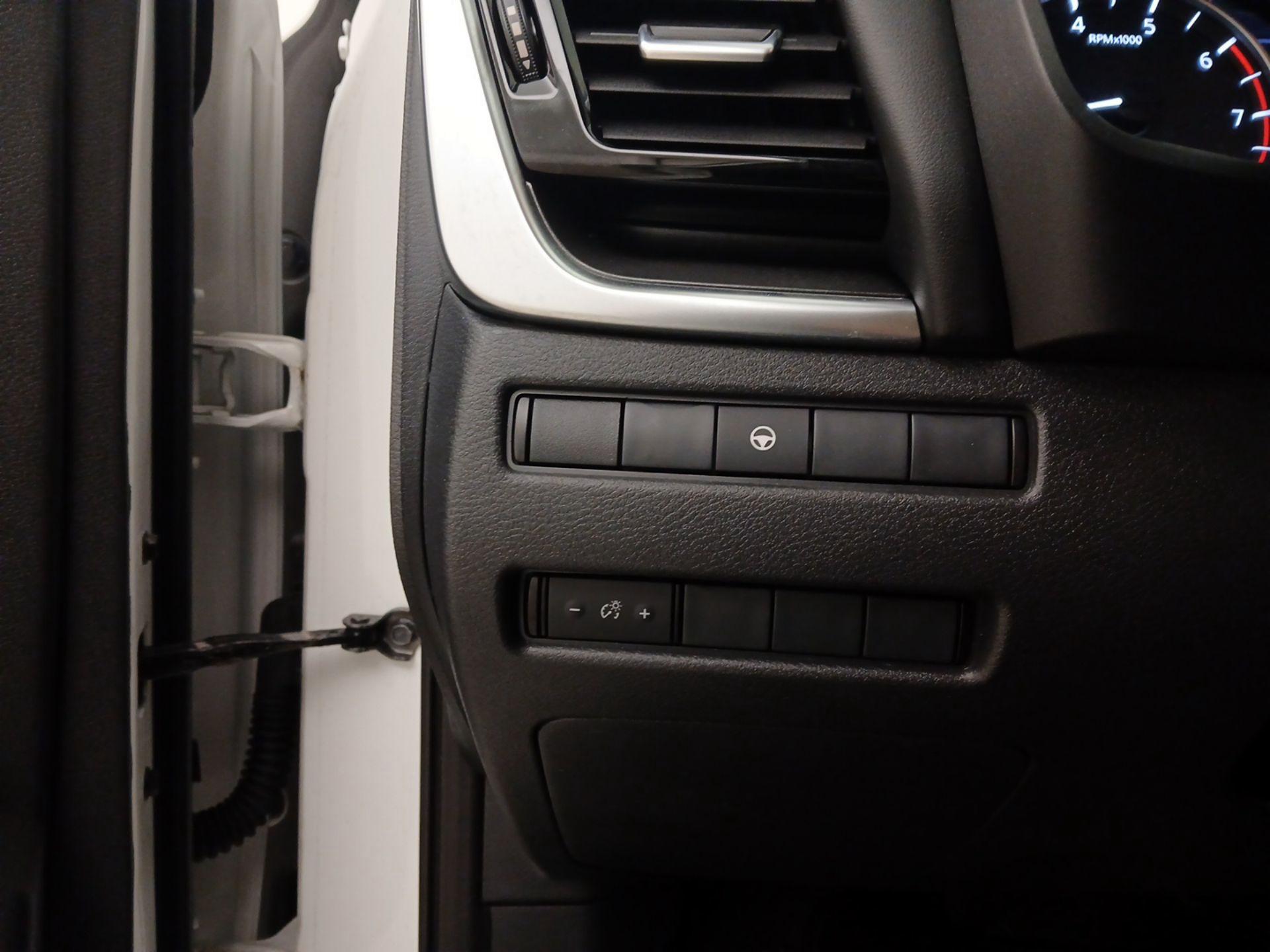 Thumbnail: 2023 Nissan Rogue - 13