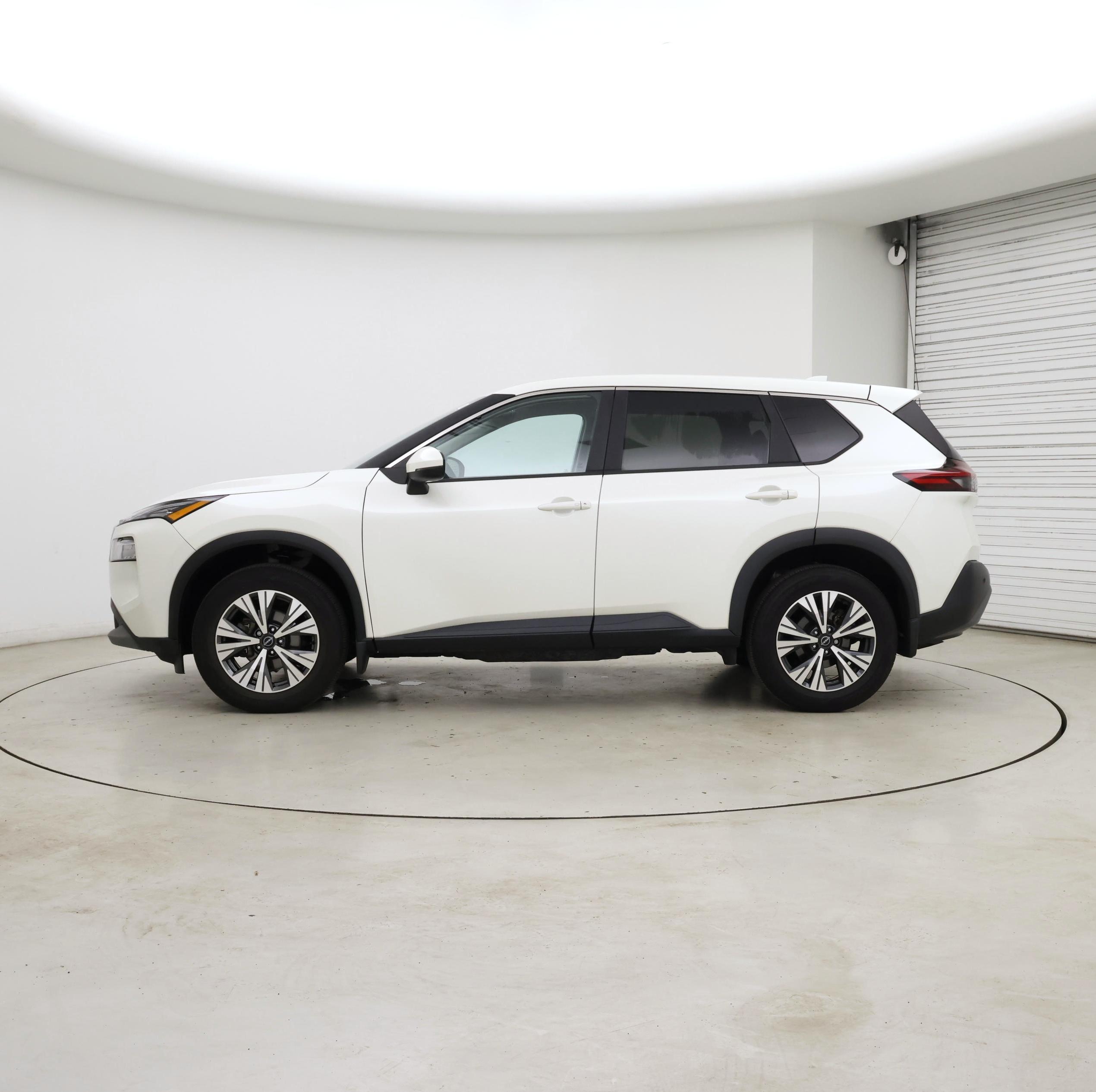 Thumbnail: 2023 Nissan Rogue - 3