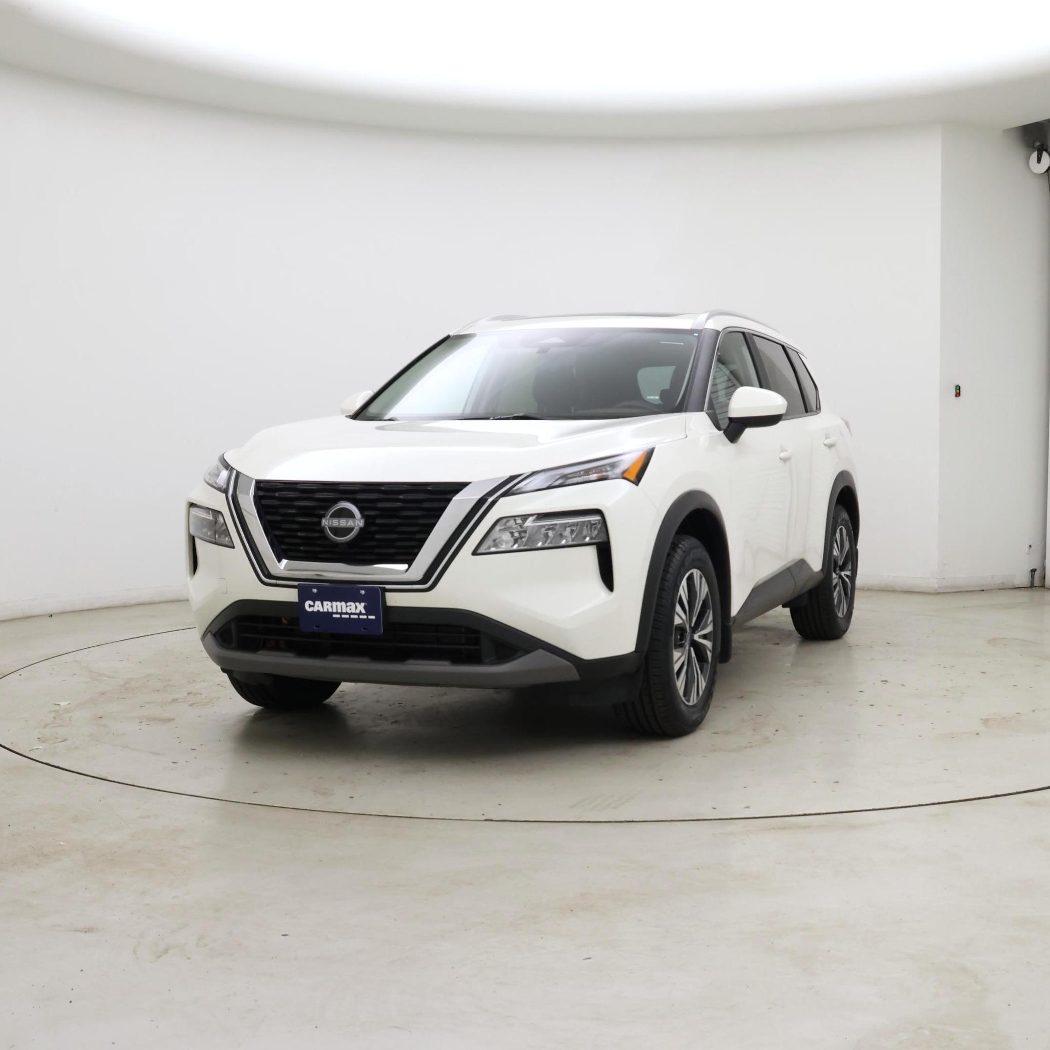 Thumbnail: 2023 Nissan Rogue - 4