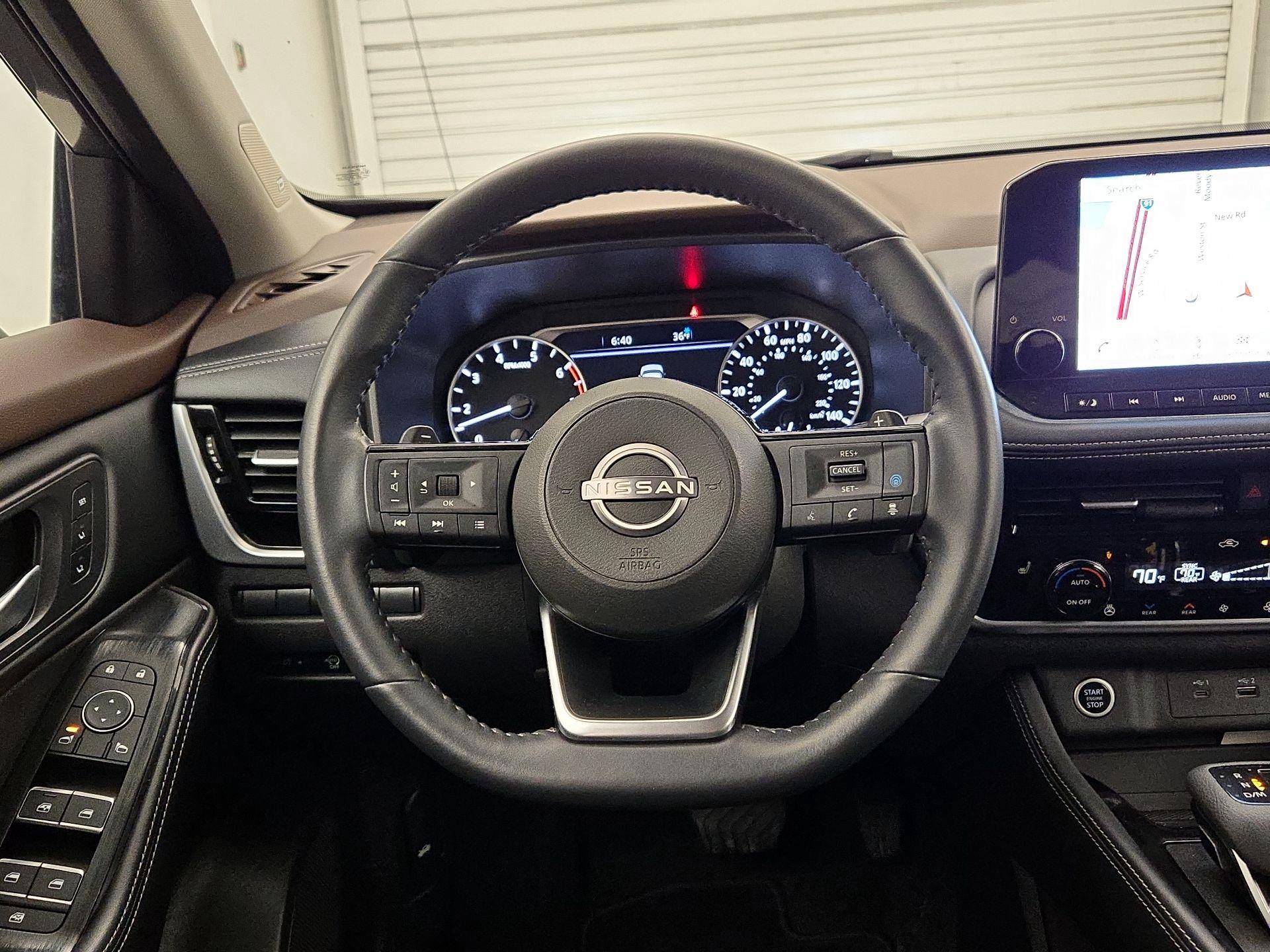 Thumbnail: 2023 Nissan Rogue - 10