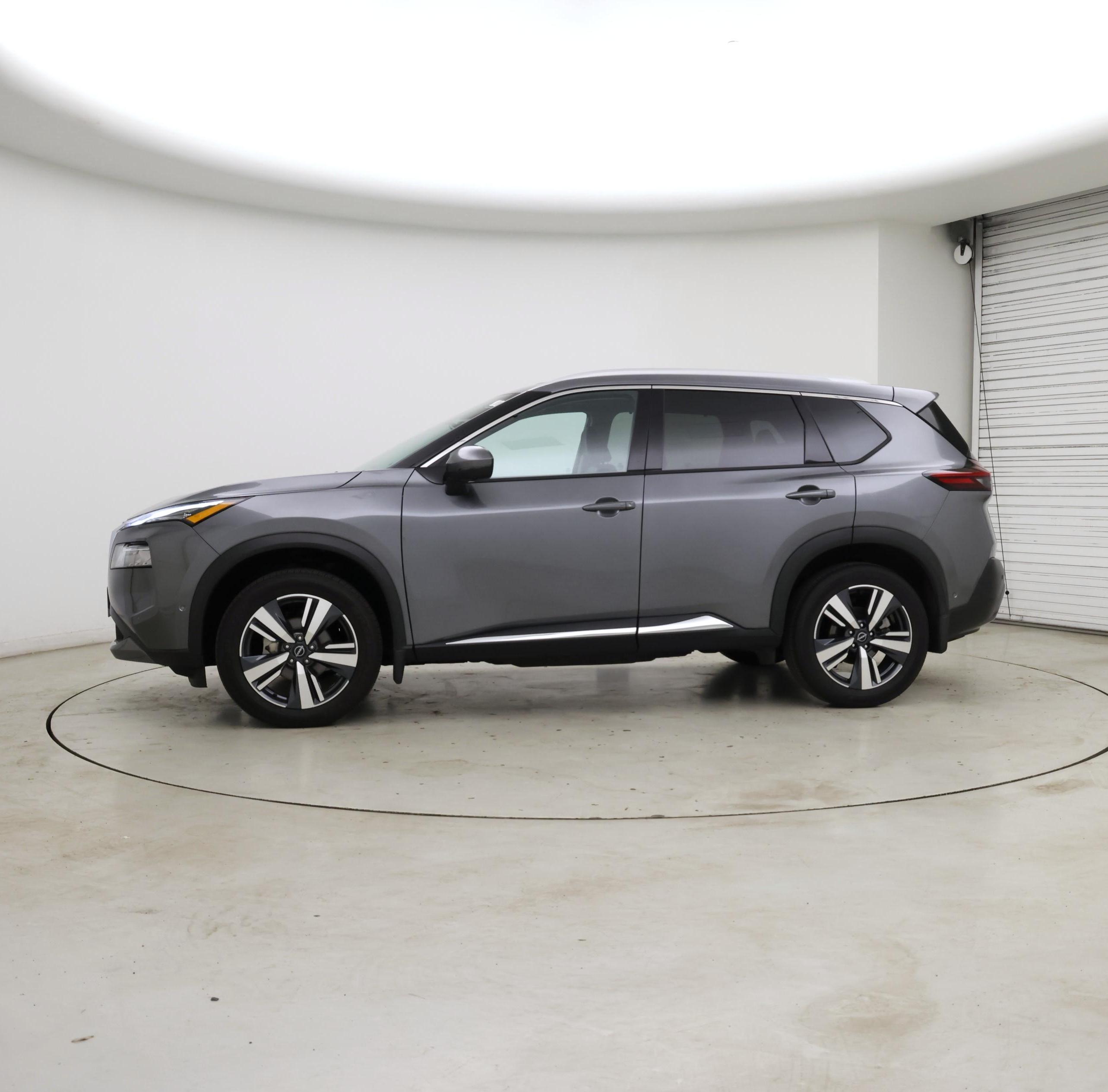 Thumbnail: 2023 Nissan Rogue - 3