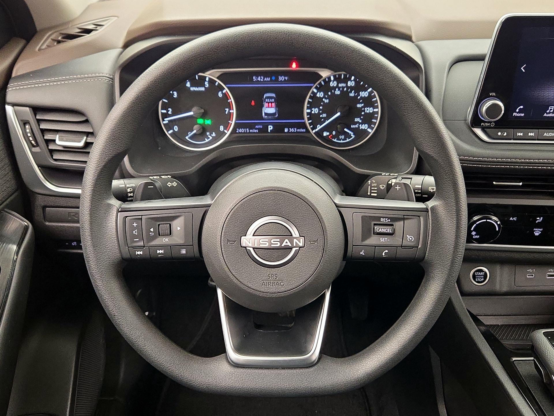 Thumbnail: 2023 Nissan Rogue - 10