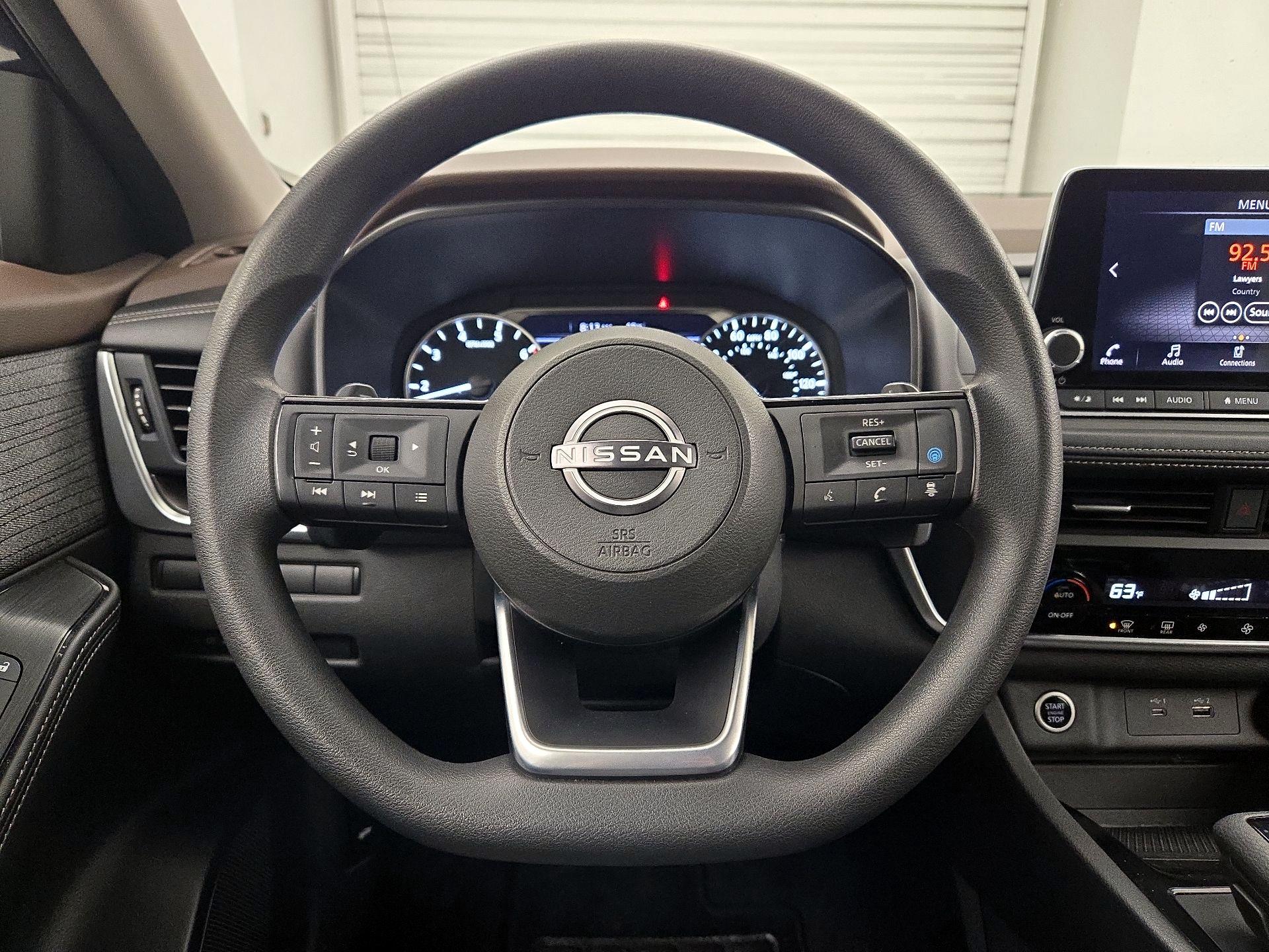 Thumbnail: 2023 Nissan Rogue - 10